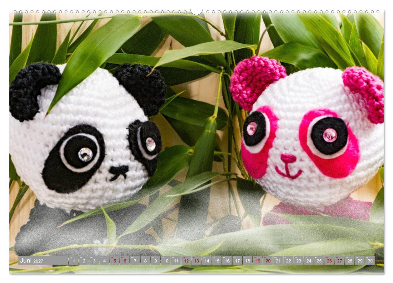 CALVENDO - Amigurumi - Die gehäkelte Welt (hochwertiger Premium Wandkalender 2027 DIN A2 quer), Kunstdruck in Hochglanz: 12 Seiten mit verschiedenen Amigurumis