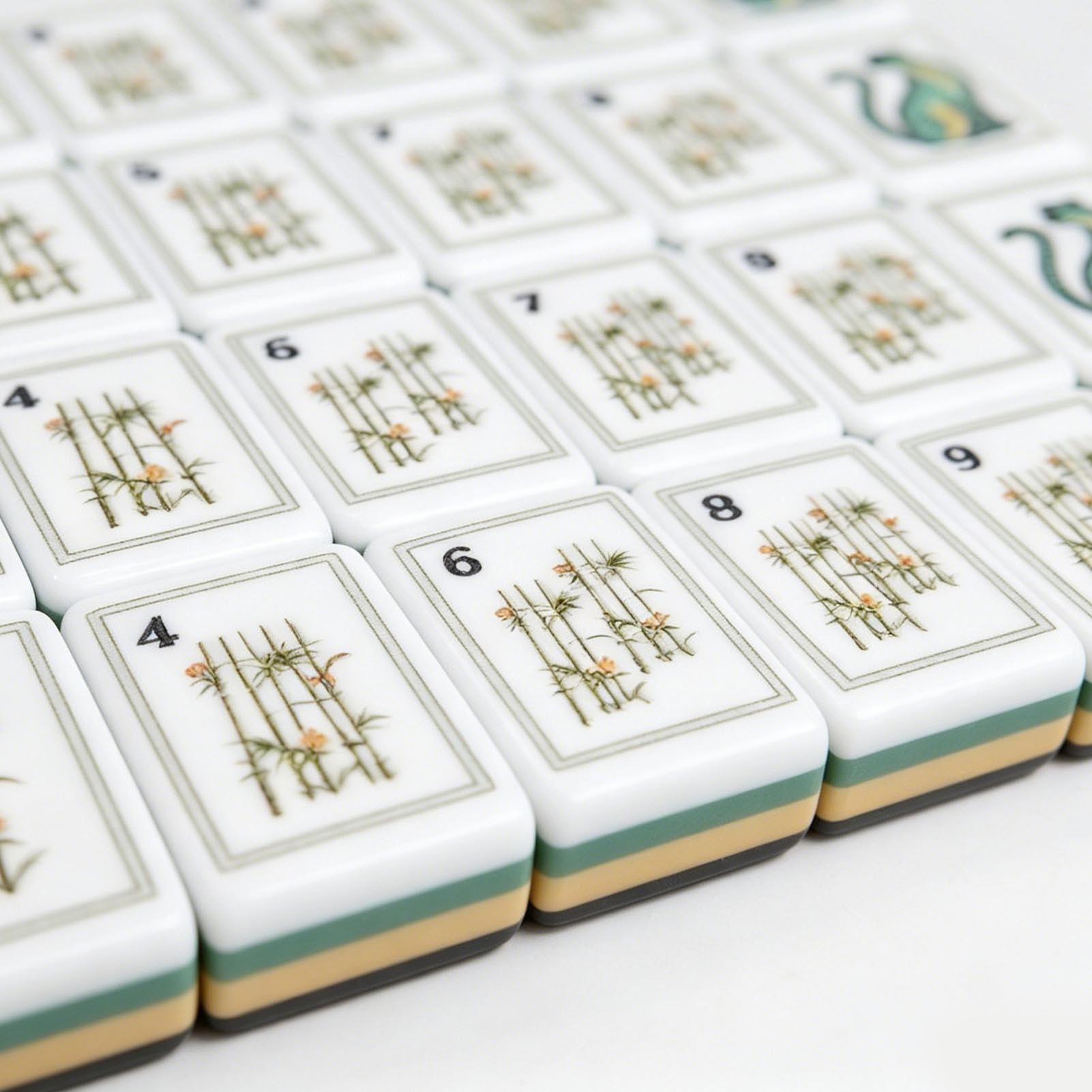 Set di Tiles per Mahjong 160 Pezzi Americano in Acrilico con | Set Americano a Strati Per Casa Viaggi Piscina Feste Adulti Principianti e Giocatori Esperti