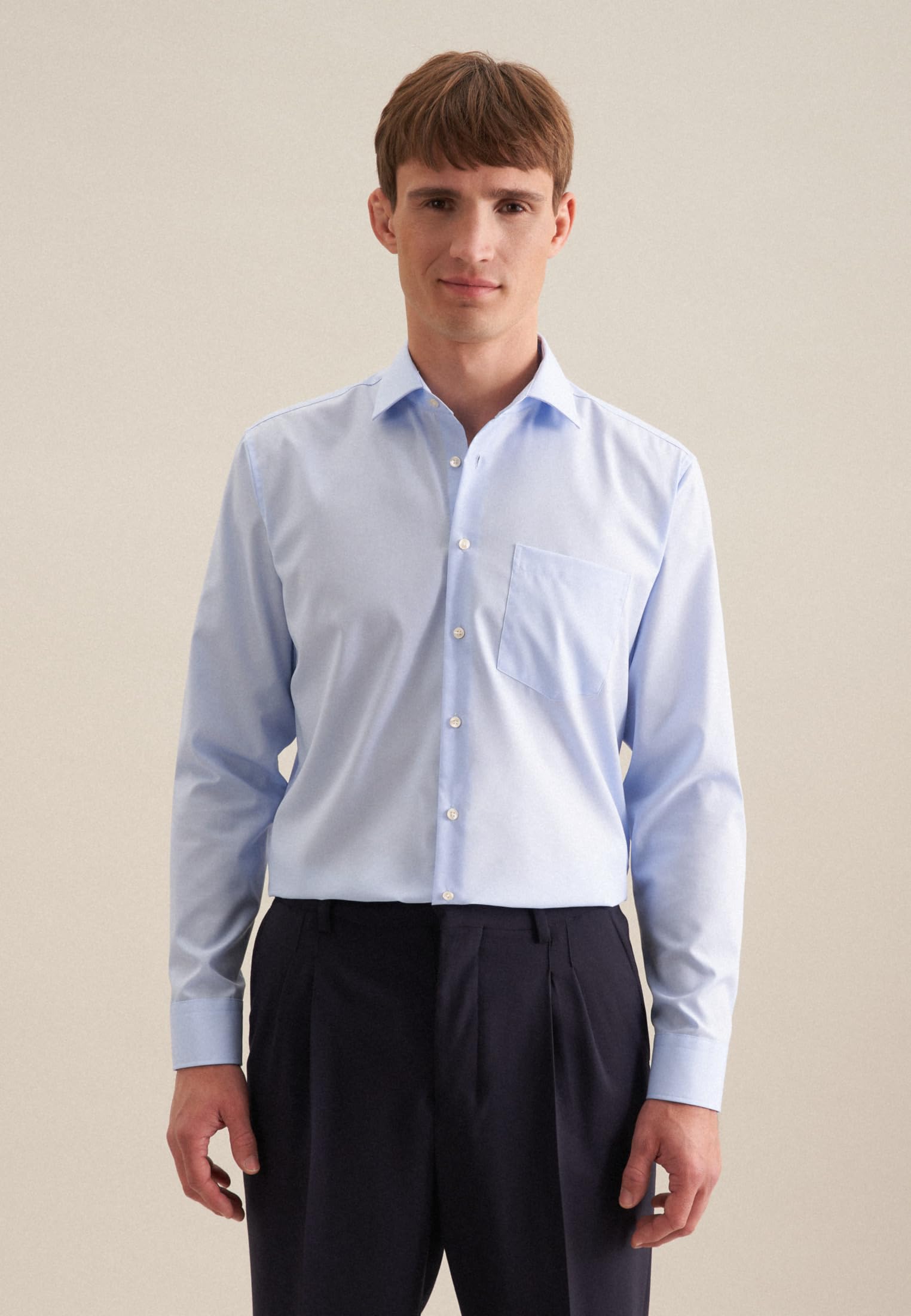 Seidensticker Camicia Business Tailored Fit da Uomo con Collo Kent, a maniche lunghe
