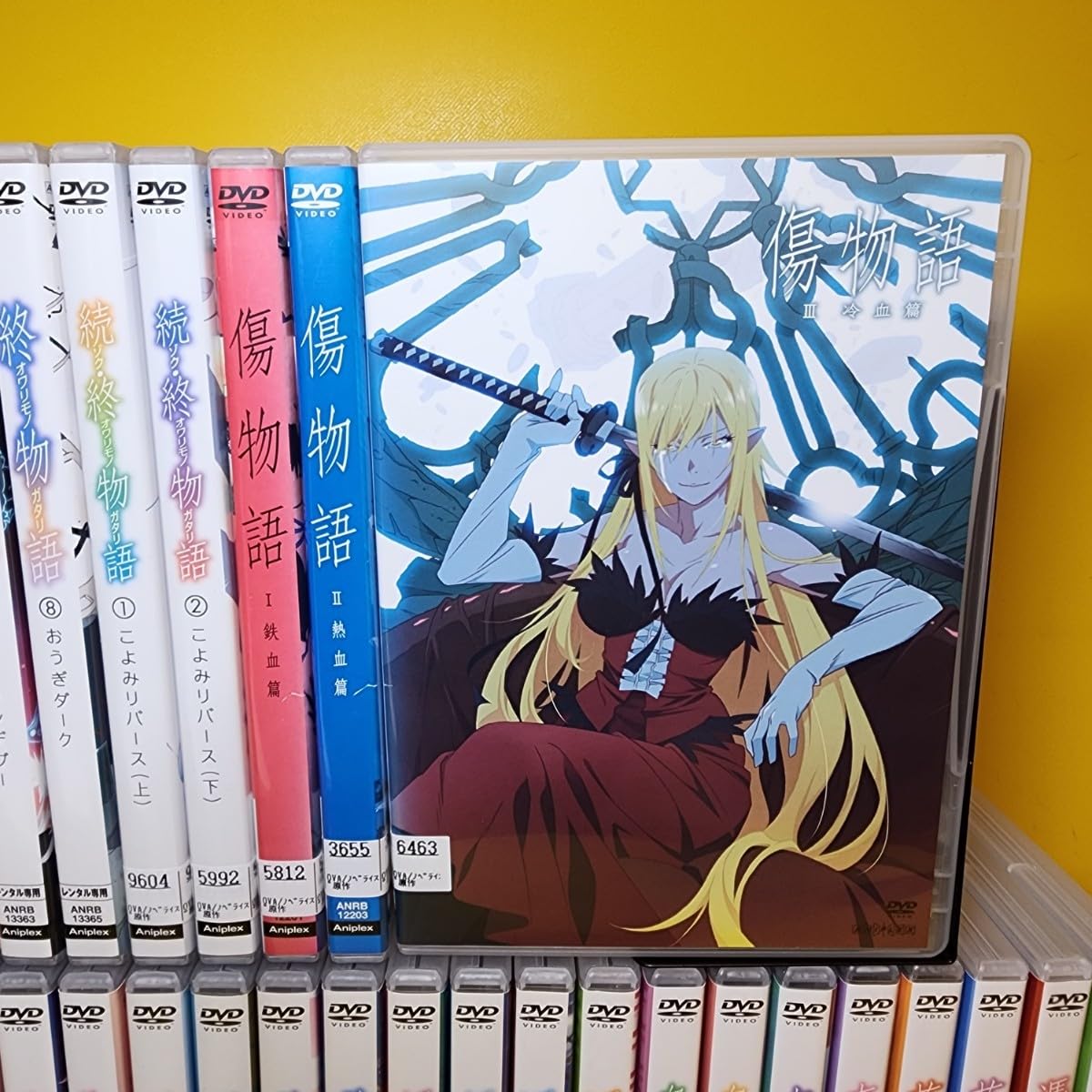 Amazon.co.jp: ケース交換済み 化物語DVD 完全42巻完結セット : ホビー