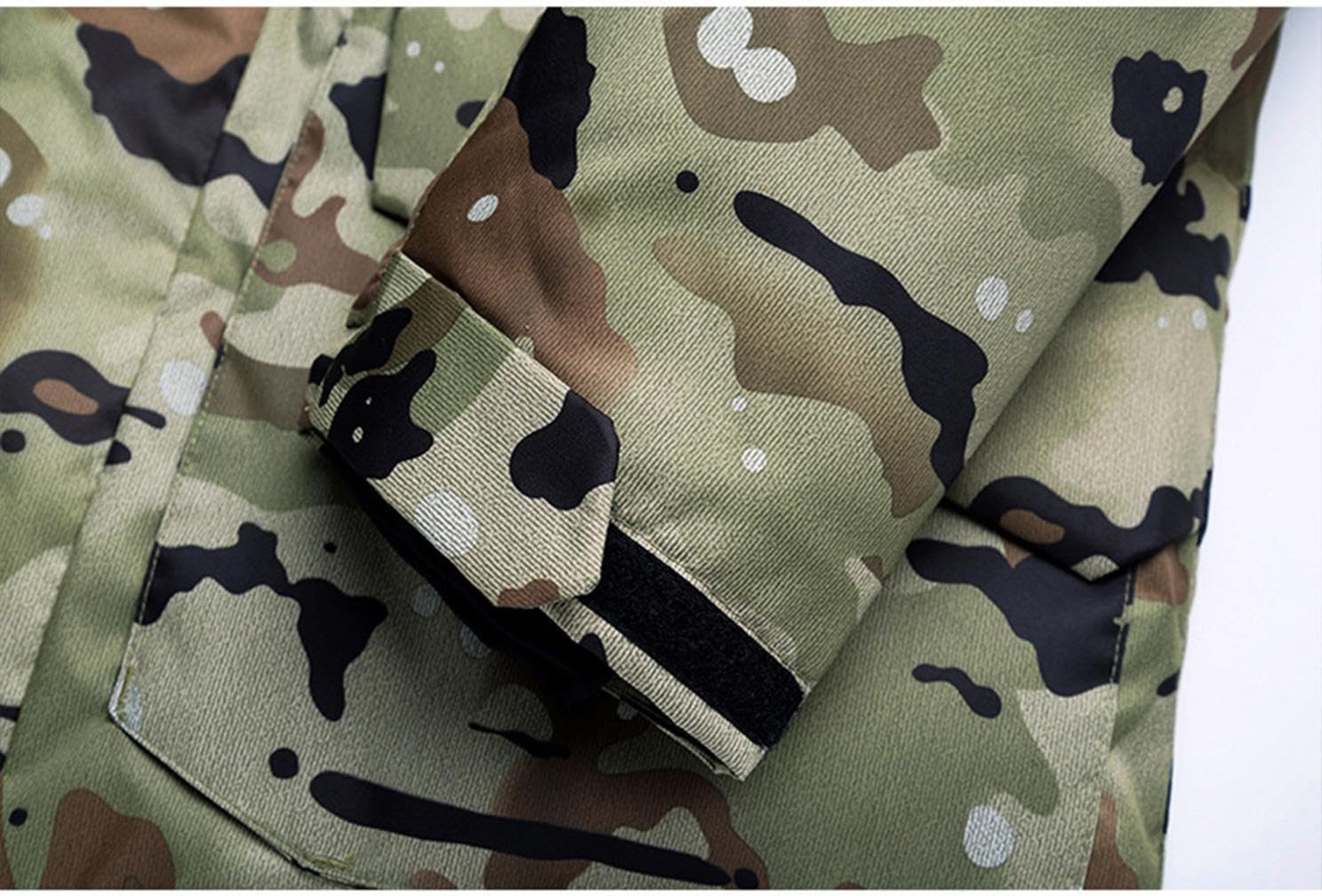 watersouprty Men 2 Piece Camouflage Ski Jacket and Baggy Pants Winter Warm Waterproof Windproof Snowboarding Coat