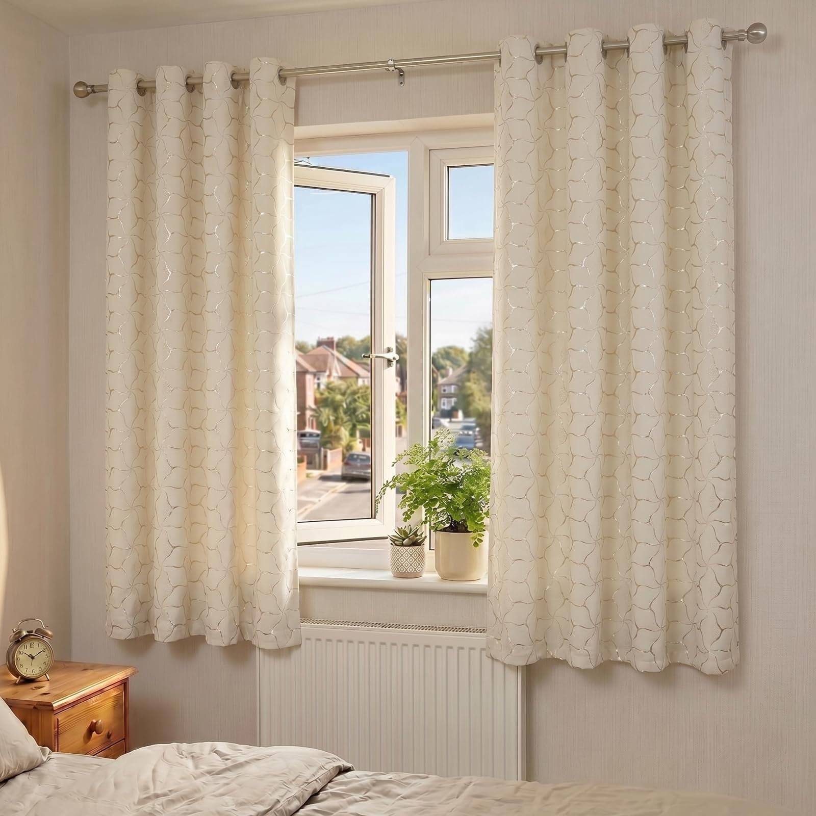 Tende crema dorate con motivo geometrico, H160 x L140 cm, set da 2 pannelli, effetto velluto, tende oscuranti 75-80%, occhielli metallici 4 cm, soggiorno camera ufficio