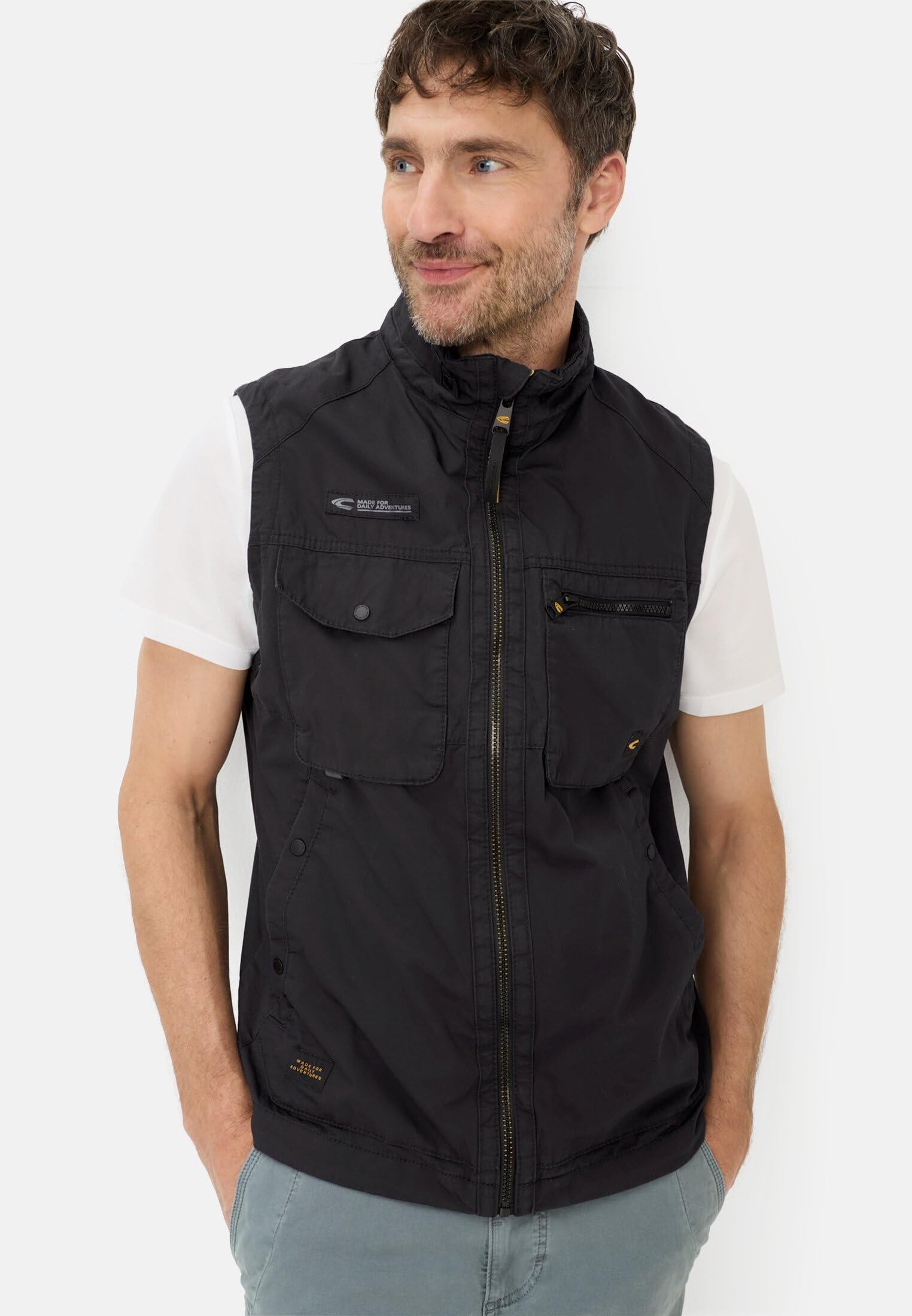 camel active Herren Outdoor Weste mit Innentaschen