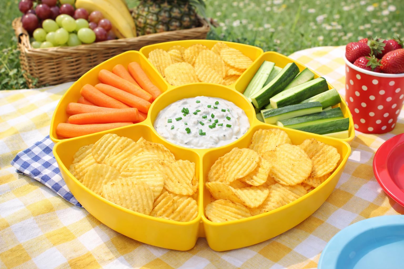 Flower Snack Tray, Stackable Plastic Divided Serving Platter with Centre Dip Bowl, Yellow Summer Party Tray