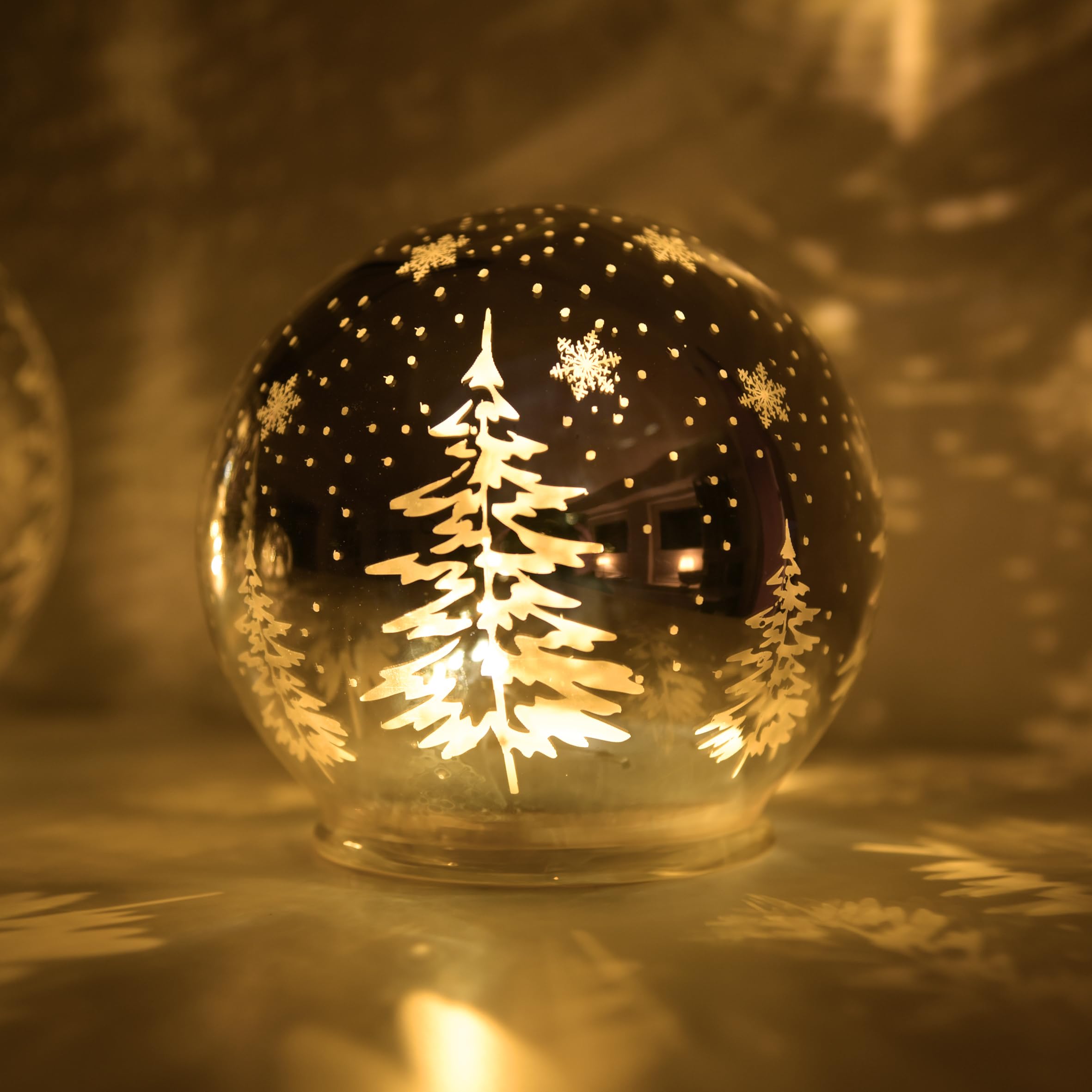 LED Deko Kugel Winterlandschaft im 3er Set - Ø 10 bis 15 cm - Weihnachts Tischdekoration warm weiß beleuchtet - Tisch Fenster Dekoration Schnee Winter Wald Batterie betrieben