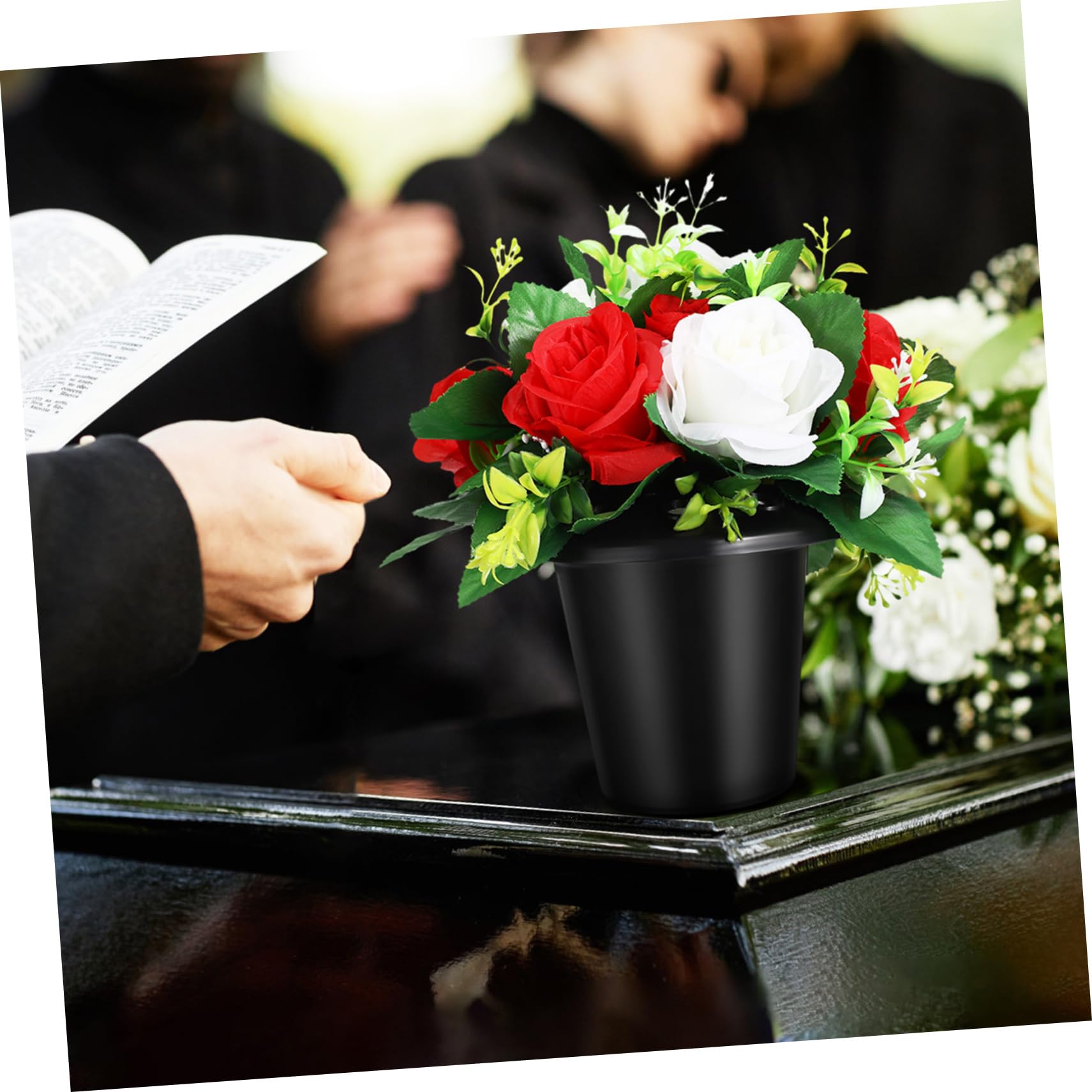 Fiori Artificiali per Cimitero Piccolo Secchio Resistente, Composizione Floreale Funebre Decorativa per Esterni, Set da 2 Pezzi per Decorazioni Tombali Commemorative