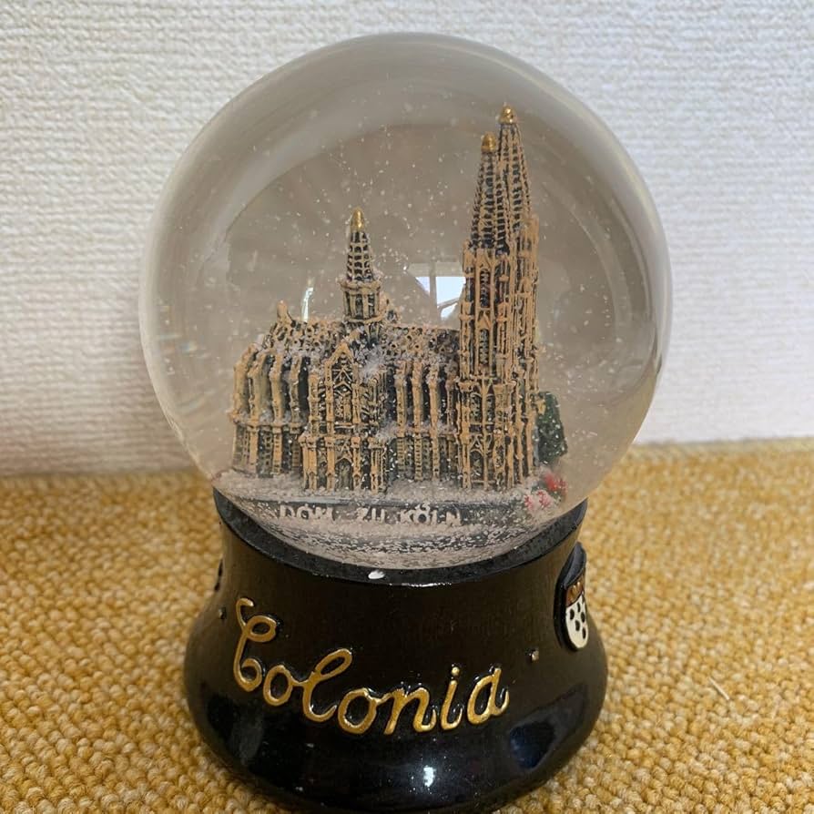 【日本非売品】ケルン大聖堂　スノードーム Amazon.co.jp: ケルン大聖堂スノードーム : おもちゃ