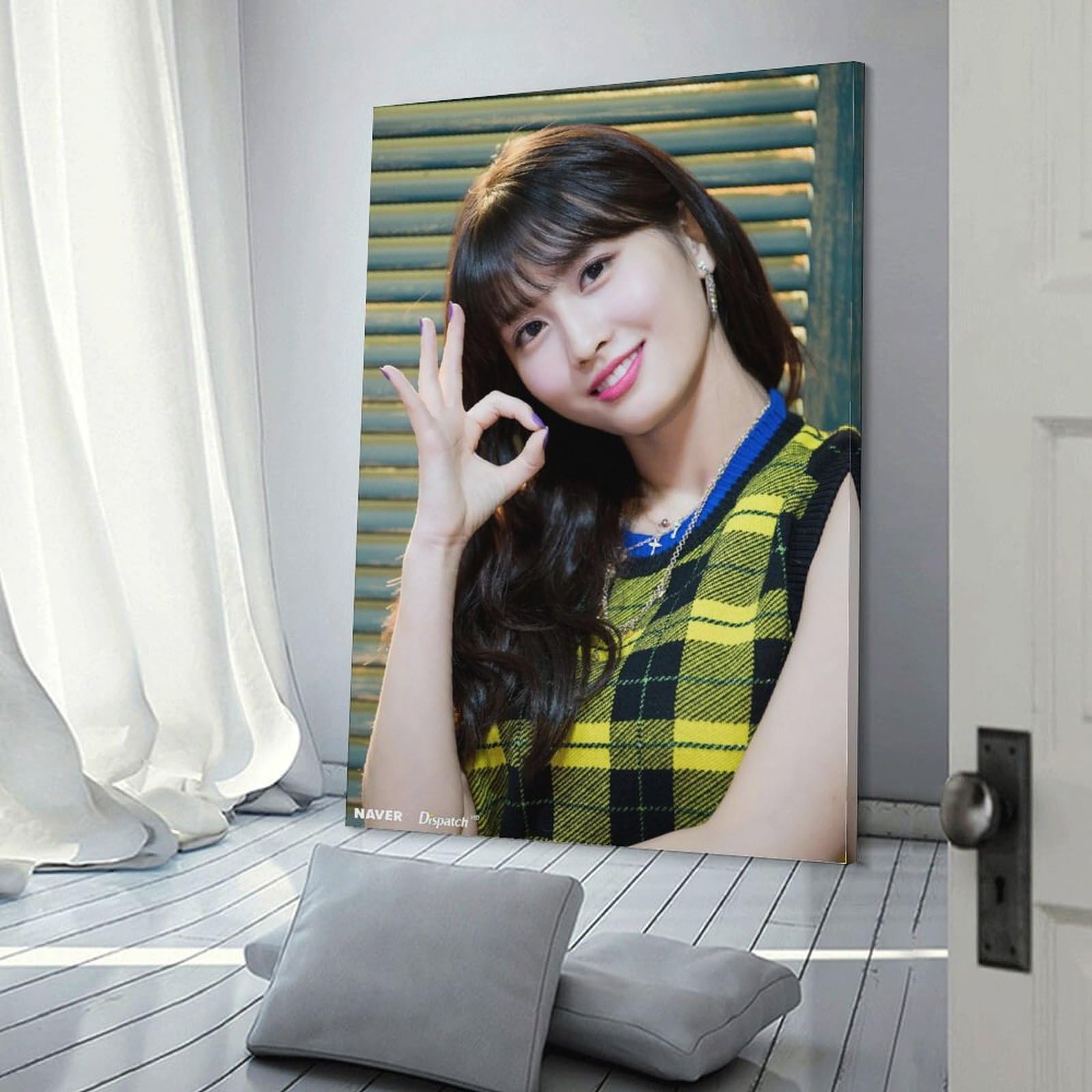 Amazon.co.jp: MOMO TWICE YES Or YES MV 音楽キャンバスポスター寝室