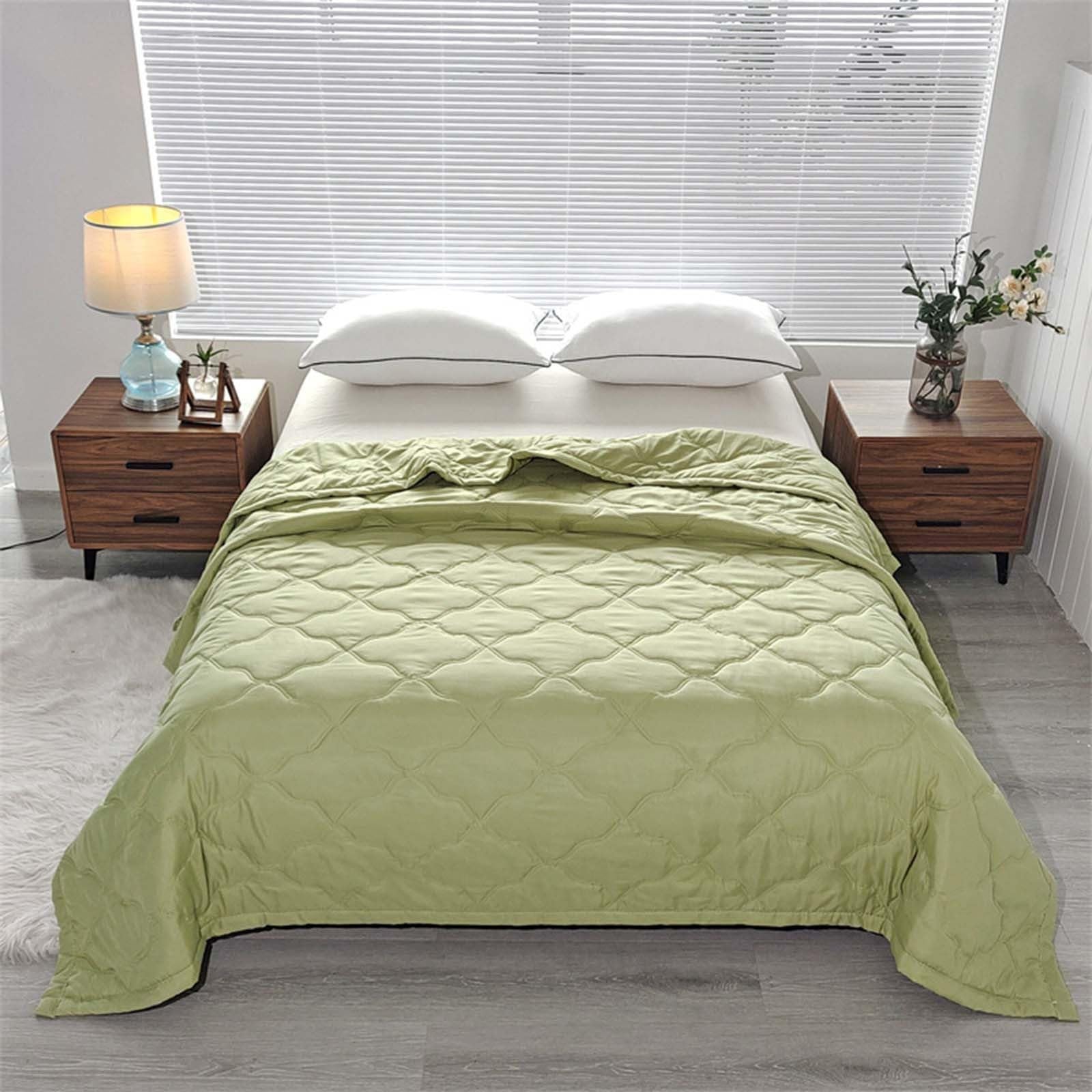 Ice Blankets For Hot Sleeper, Summer Cooling Blanket For Night Sweats, Breathable Lightweight Quilt For All Season, Comfort Soft Nap Blanket s For Home Office