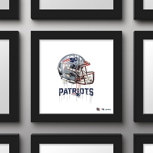 Miniatura 10 de Trends International Gallery Pops NFL New England Patriots - Póster de pared con casco de goteo, 12.00 x 12.00 pulgadas, versión de marco blanco