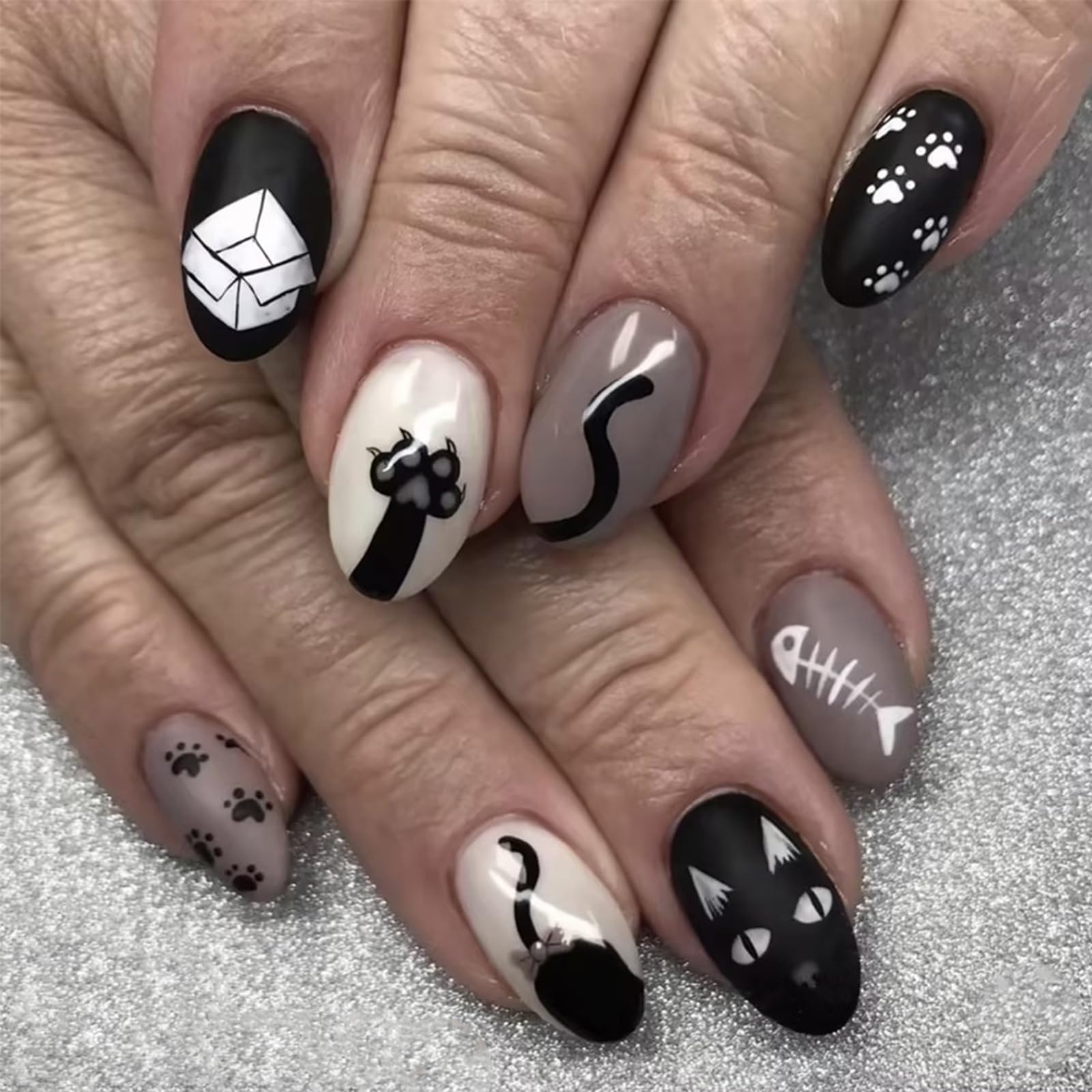 LBPEPAMZ Halloween Short Almond Press on Nails, Cute cat Pattern False Nails Cat Claw, Cat Footprint, Fish Bone,box Design Stick on Nails Halloween