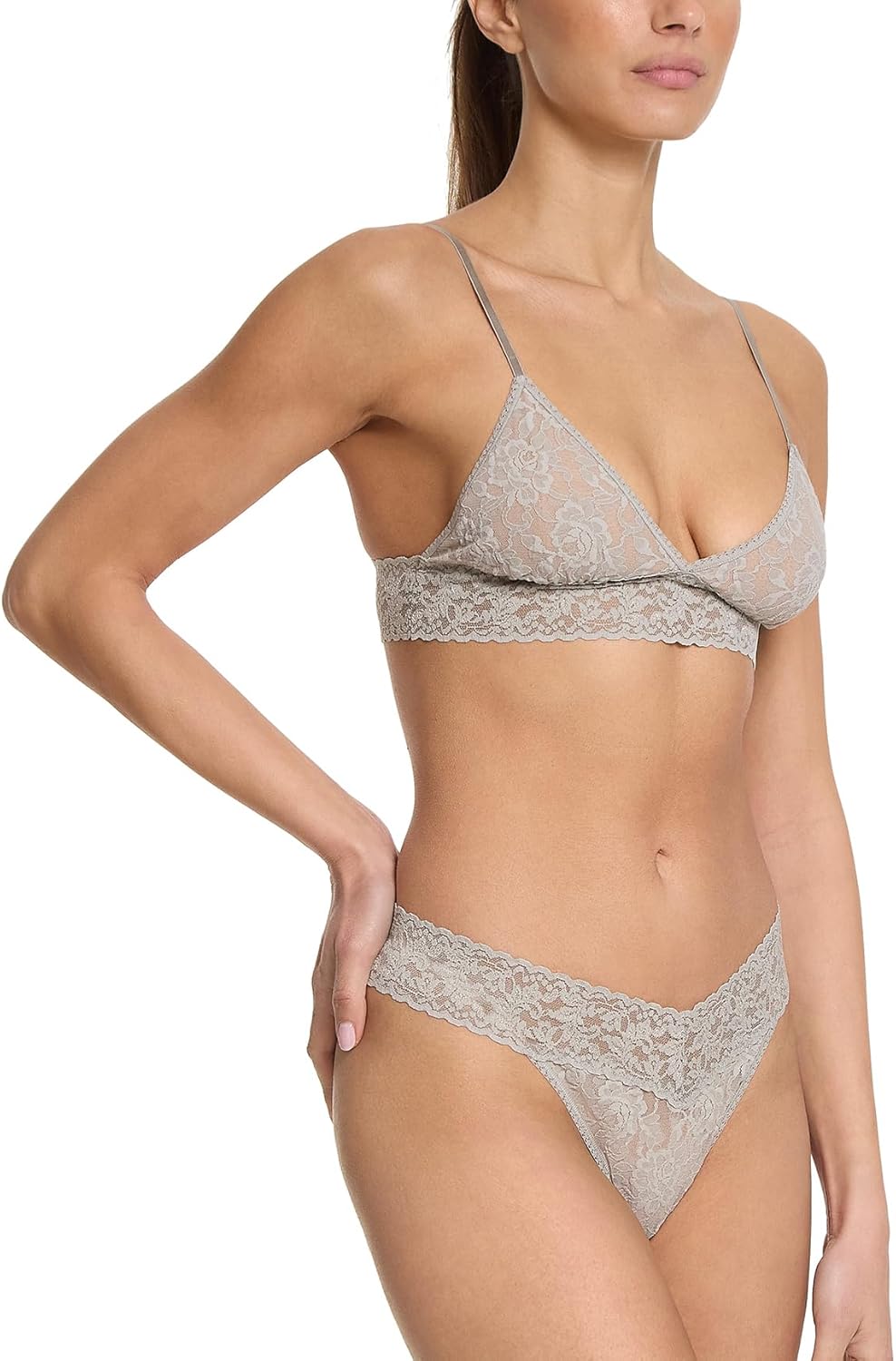 Hanky Panky Women's Signature Lace Original Rise Thong Panty - Image 4