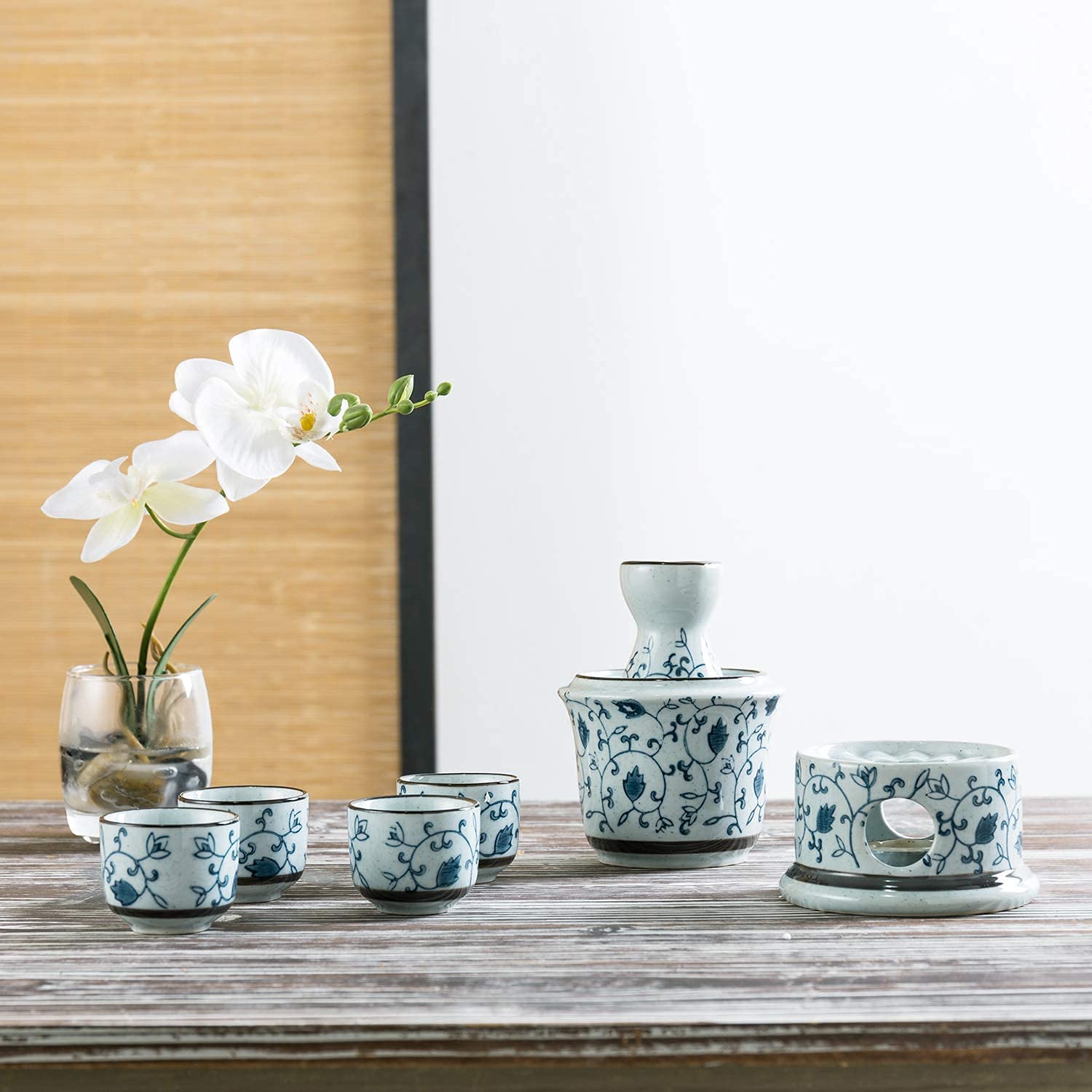 ODYO Tasse à saké Traditionnelle, Verres à vin en céramique, Ensemble de 4 Verres à saké Japonais à Fleurs Bleues en céramique exquise, Bol Plus Chaud (Couleur : Bleu) (Color : White)