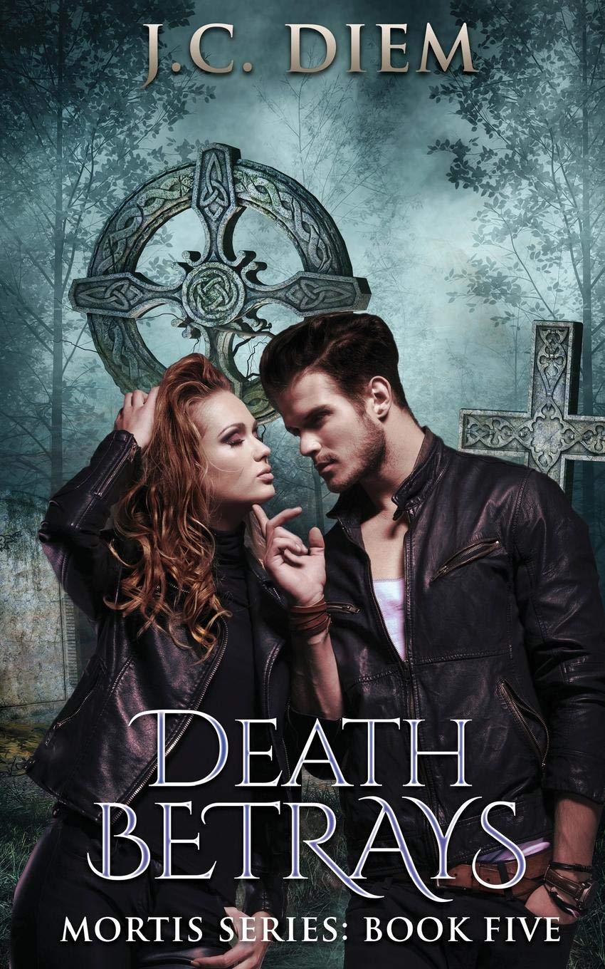Death Betrays (Mortis Vampire Series)