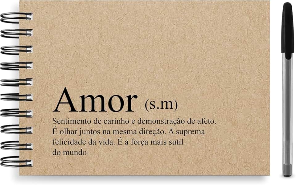 Kit Álbum Scrapbook A5, 21x15cm, com Caneta Gel Preta e Adesivos, Capa Personalizada (Significado do Amor)