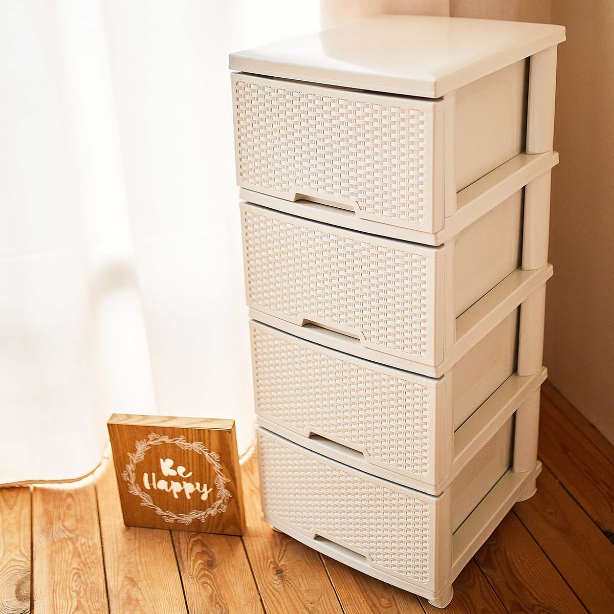 KMND Kommode schmal hoch mit 4 Schubladen | Kunststoff Kommode Rattan Optik | Schubladenkommode Aufbewahrung für Bad Küche Wohnzimmer Schlafzimmer | platzsparender Schrank Organizer Möbel, Weiß-rosa