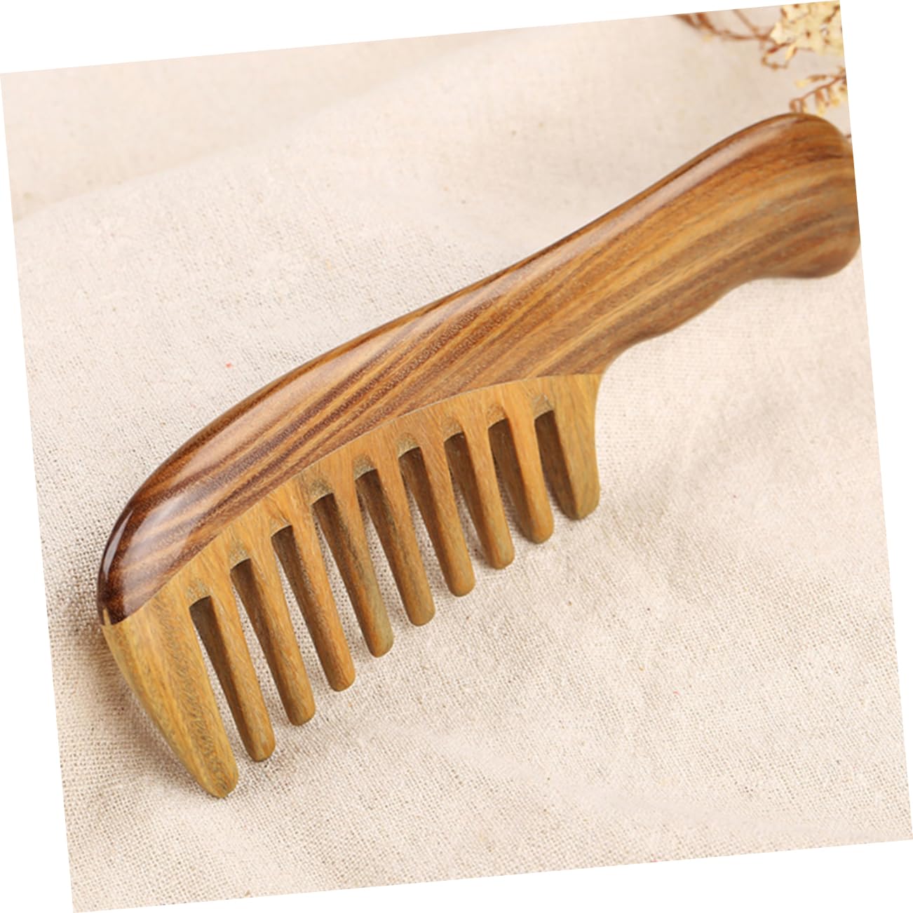 Peine de Sándalo de Dientes Anchos y Compactos para Masaje | Color Caqui, Formato Ligero y Portátil, Uso Doméstico Diario, Peine Masajeador Capilar de Madera