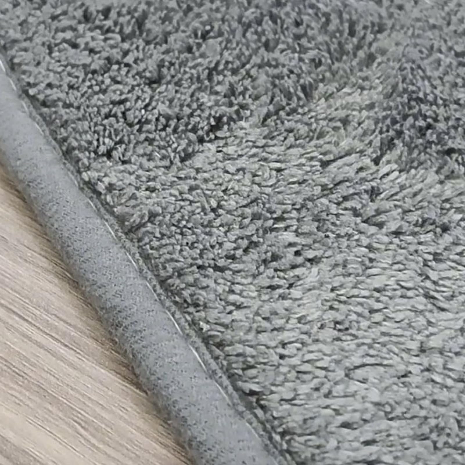 4-teiliges Badezimmermatten-Set aus weicher Mikrofaser, rutschfest, waschbar, Badteppich und WC-Deckelbezug, rote Duschdekoration für Zuhause, luxuriöses Badzubehör, schnelltrocknend, bequem und