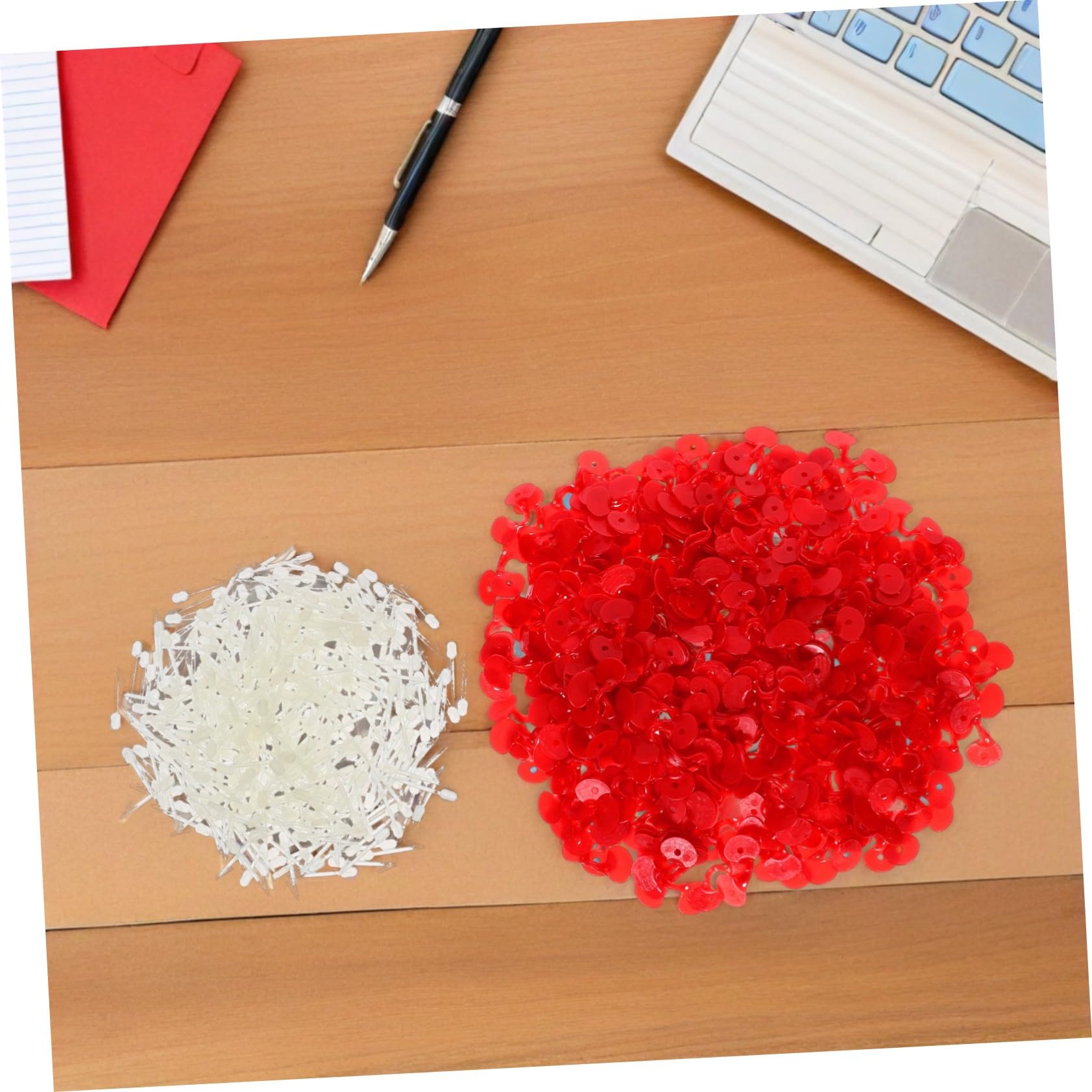 Toyvian 1000 Sztuk Szt Plastikowych Okularów Ochronnych dla Drobiu Ergonomiczne Przeciw Dziobaniu Uniwersalne dla Kur Kogutów i Bażantów Łatwe Montażu Akcesoria Hodowlane
