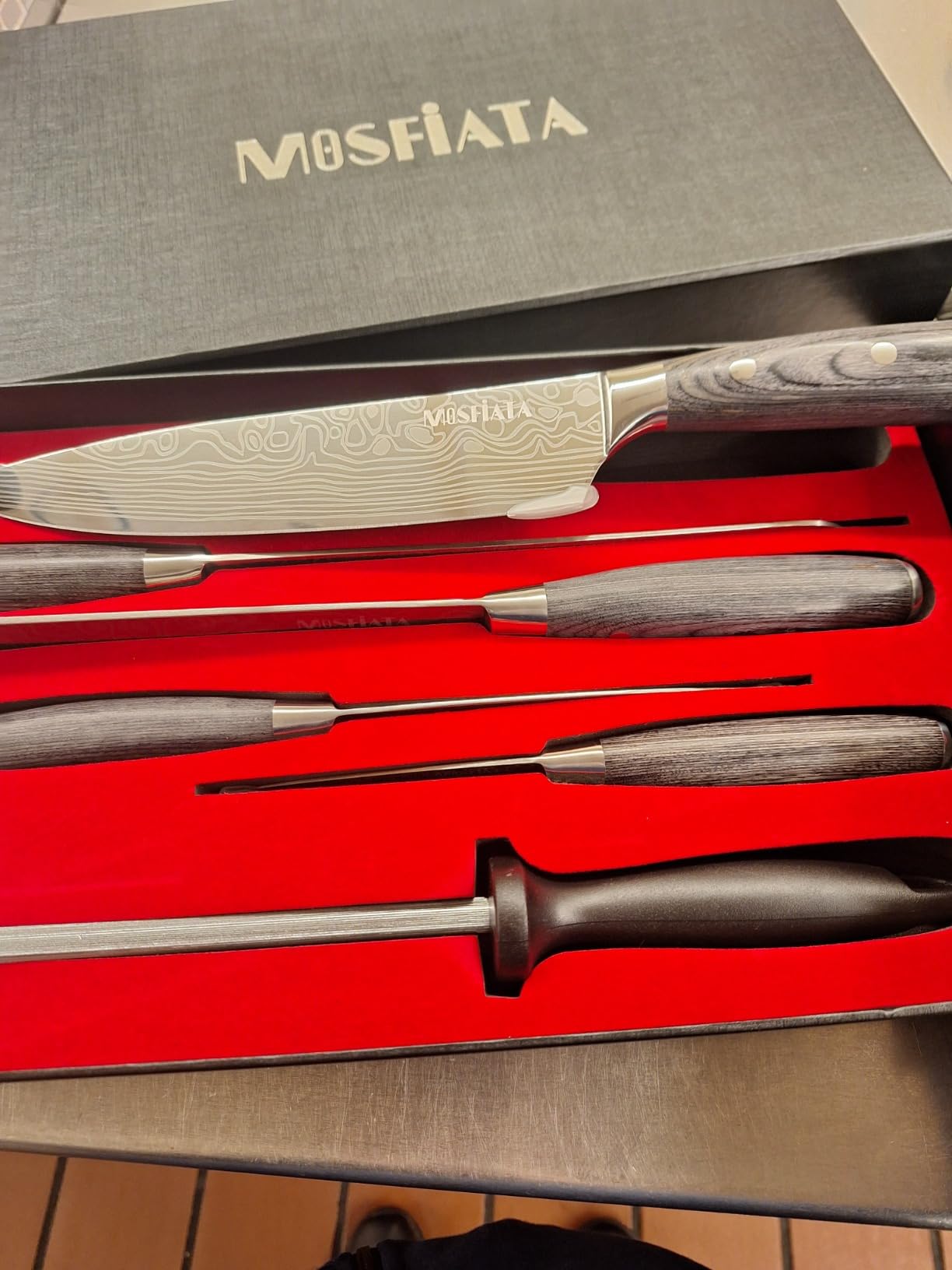 Mosfiata chef knife hero image