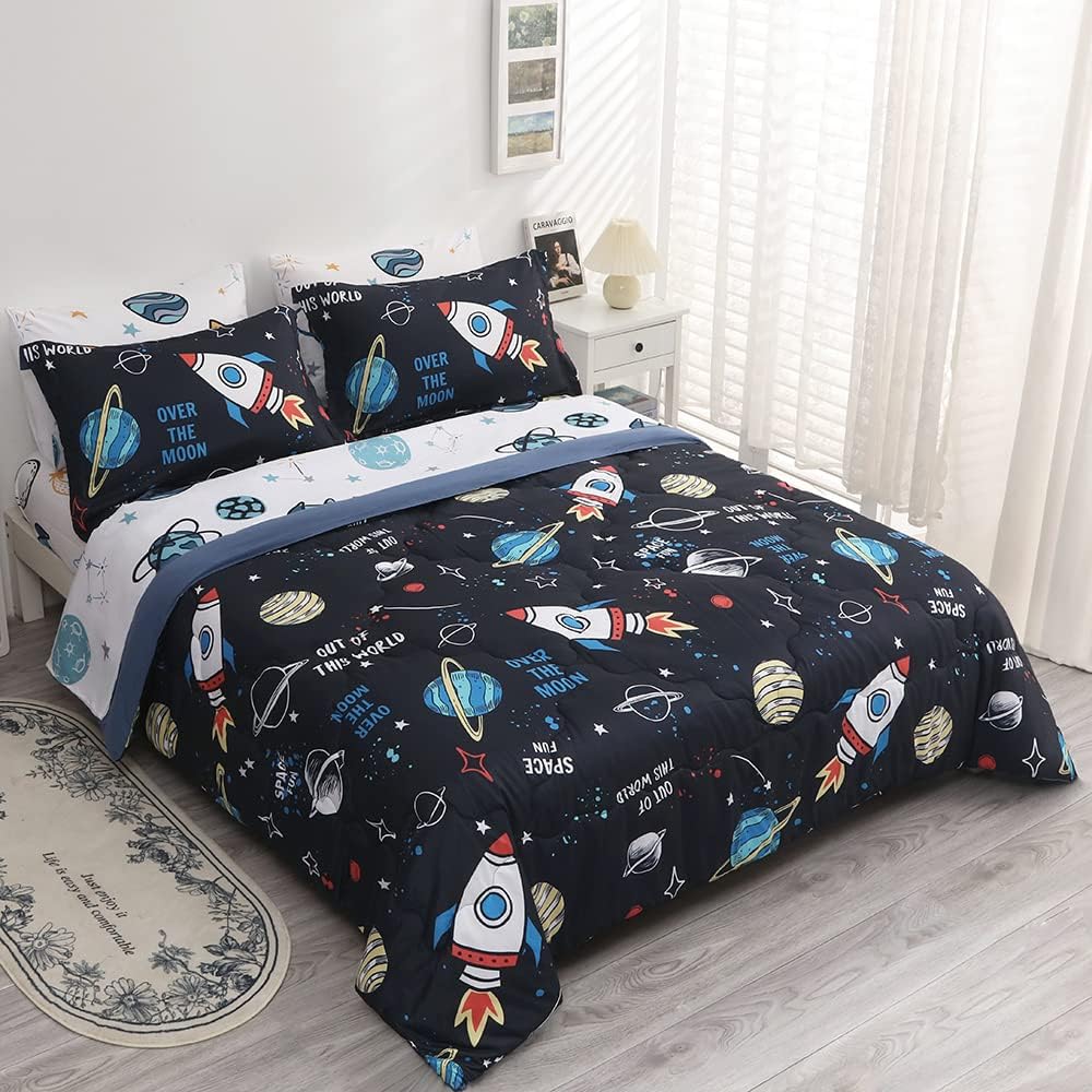 Wajade Kids Space Comforter Set Bed in A Bag Full Size 7 Piece 3D Space Rocket Planets Bedding Set for Teens Boys Girls (1 Comforter, 1 Flat Sheet, 1 Fitted Sheet, 2 Pillowcase and 2 Pillow Sham) - Image 7