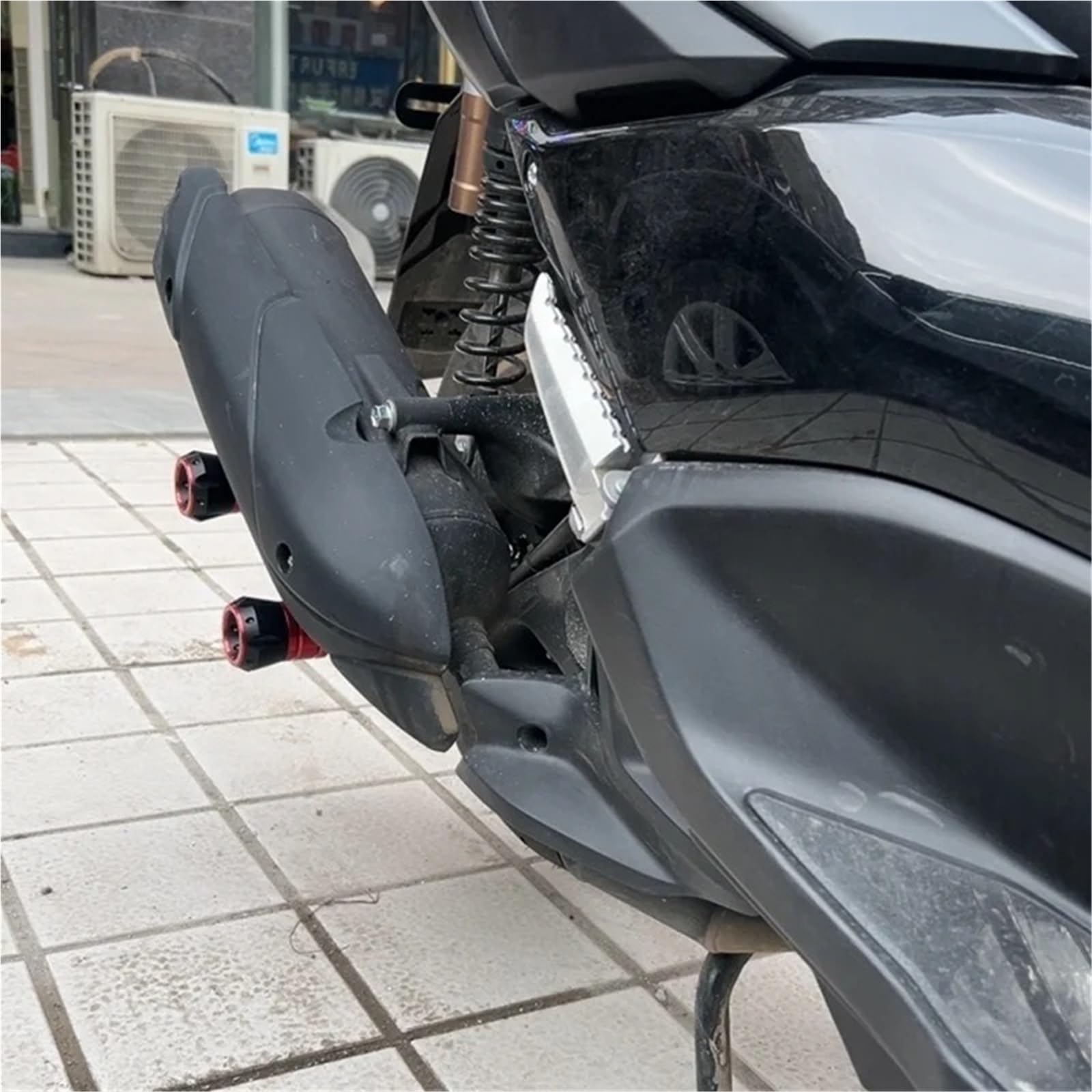 Pasuje do Honda Pcx125/150/160 Forza300/350 NSS Adv350 Zmodyfikowana rura wydechowa, antypoślizgowa, antykolizyjna kula ochronna Osłona Podwozia Motocykla owiewki osłona(Gray)