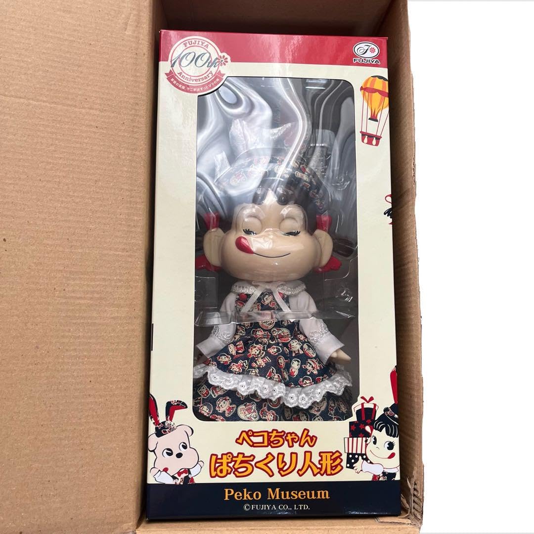 ペコちゃんぱちくり人形100周年