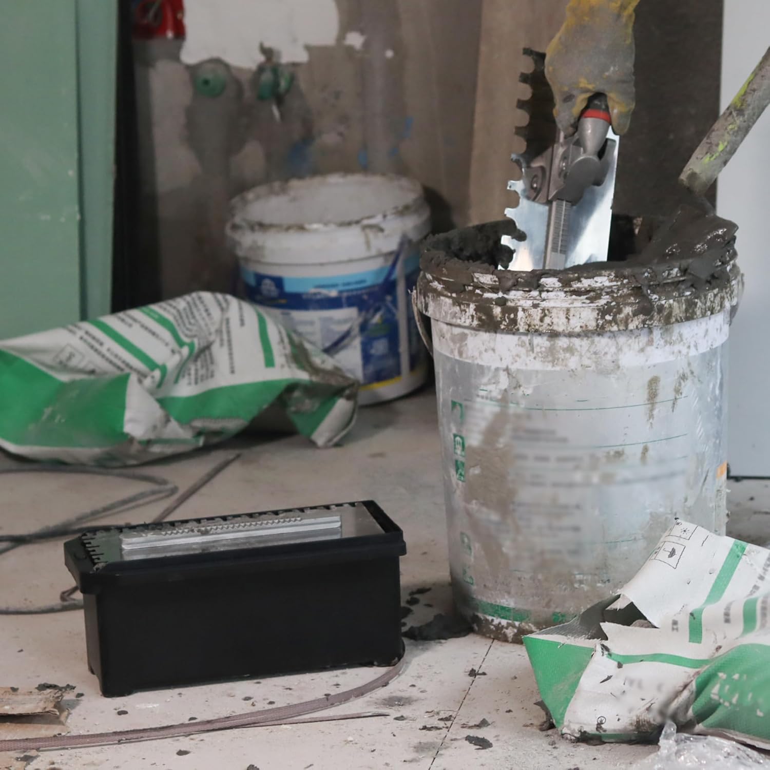 Switchable Notch Trowel Set 8-Piece Kit - Time-Saving No-Swap System, Professional Stainless Steel Tile Tools Ergonomic Grip, for Floor & Wall Tile, Cement, Concrete, Masonry Work