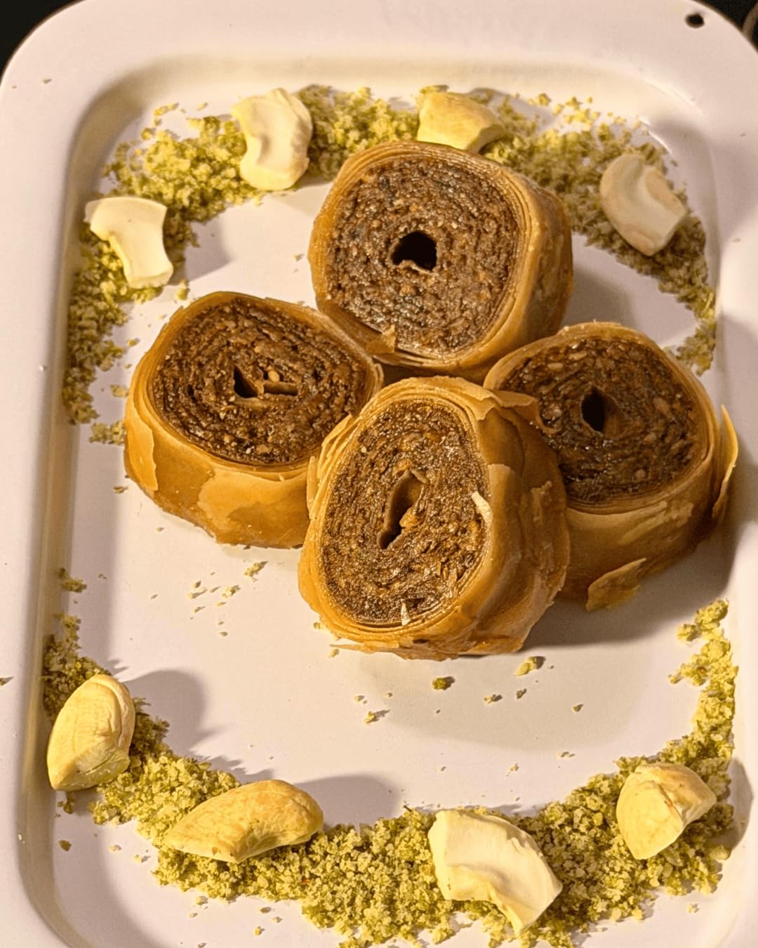Double Pistachio Saray, Pack of 15-image-27