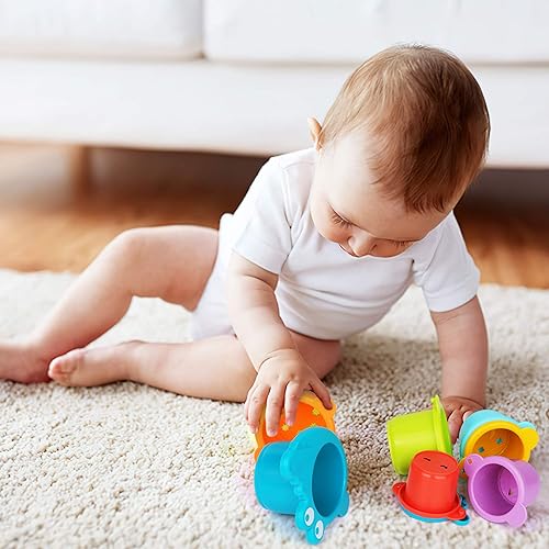 Miniatura 7 de Playkidz Juego de juguetes de baño  Pequeño tren de barco, cuencos apilables y vasos de cocodrilo para niños pequeños Paquete de 16 remolcadores