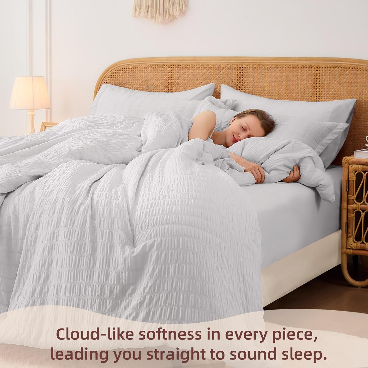 FUANNA Queen Comforter Set 7 Pieces, Luxury Seersucker Bed in a Bag Queen Size for All Seasons, Soft Bedding Set with Comforter, Flat Sheet, Fitted Sheet, Pillowcases & Shams for Bedroom,Light Grey