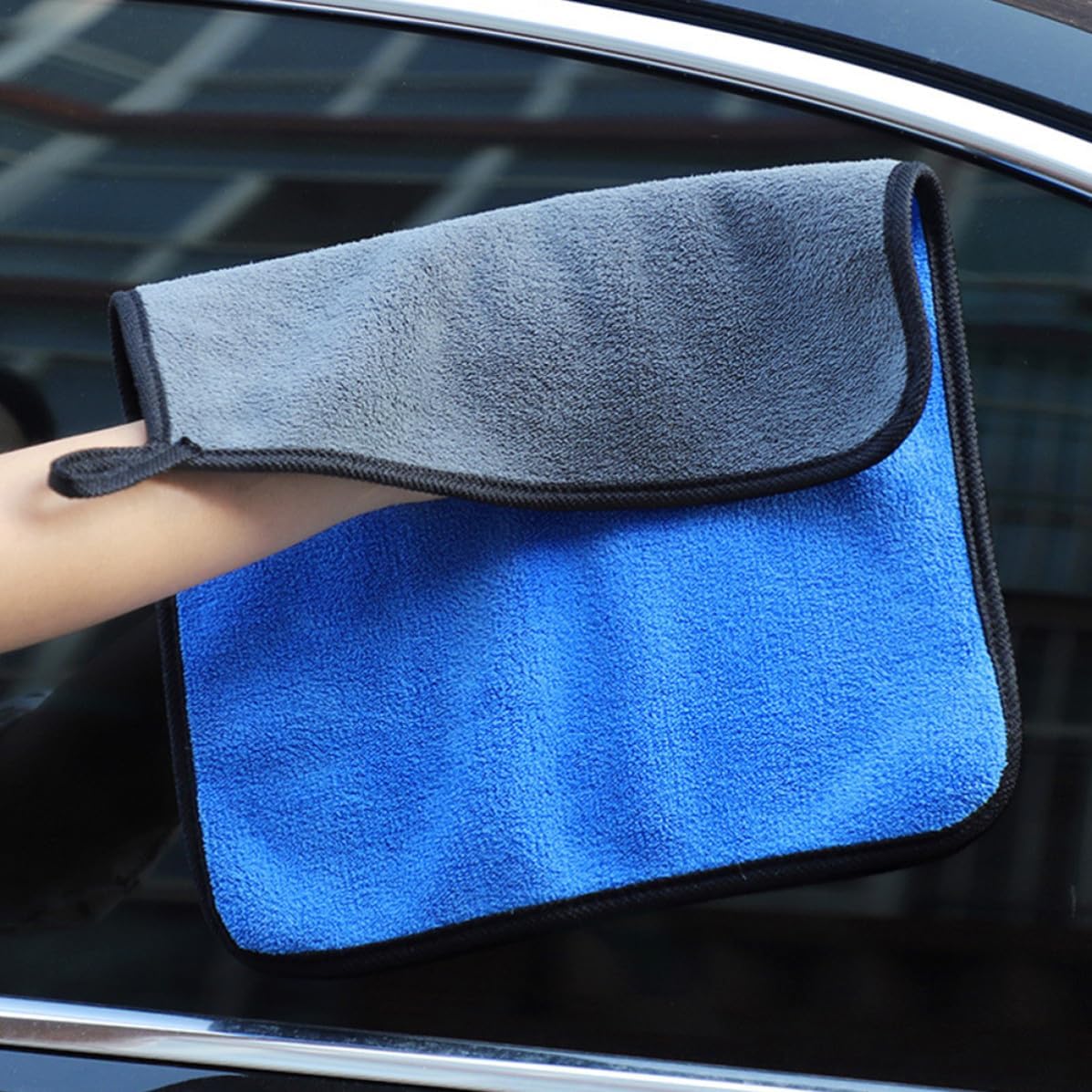 Outanaya 4pcs Car Cleaning Cloth Set for Vehicle Window and Exterior Use, Absorbent Coral Fleece Towels with Stylish Blue Design, Practical and Versatile for Vehicle Cleaning Tasks