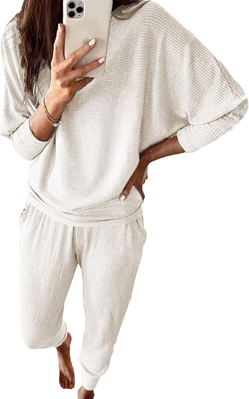 Conjunto de salón a juego de 2 piezas para mujer PRETTYGARDEN | Suave y acogedor punto de canalé, remera suelta de manga larga, pantalones de chándal con bolsillos, ropa cómoda de primavera y otoño para viajar, salidas informales
