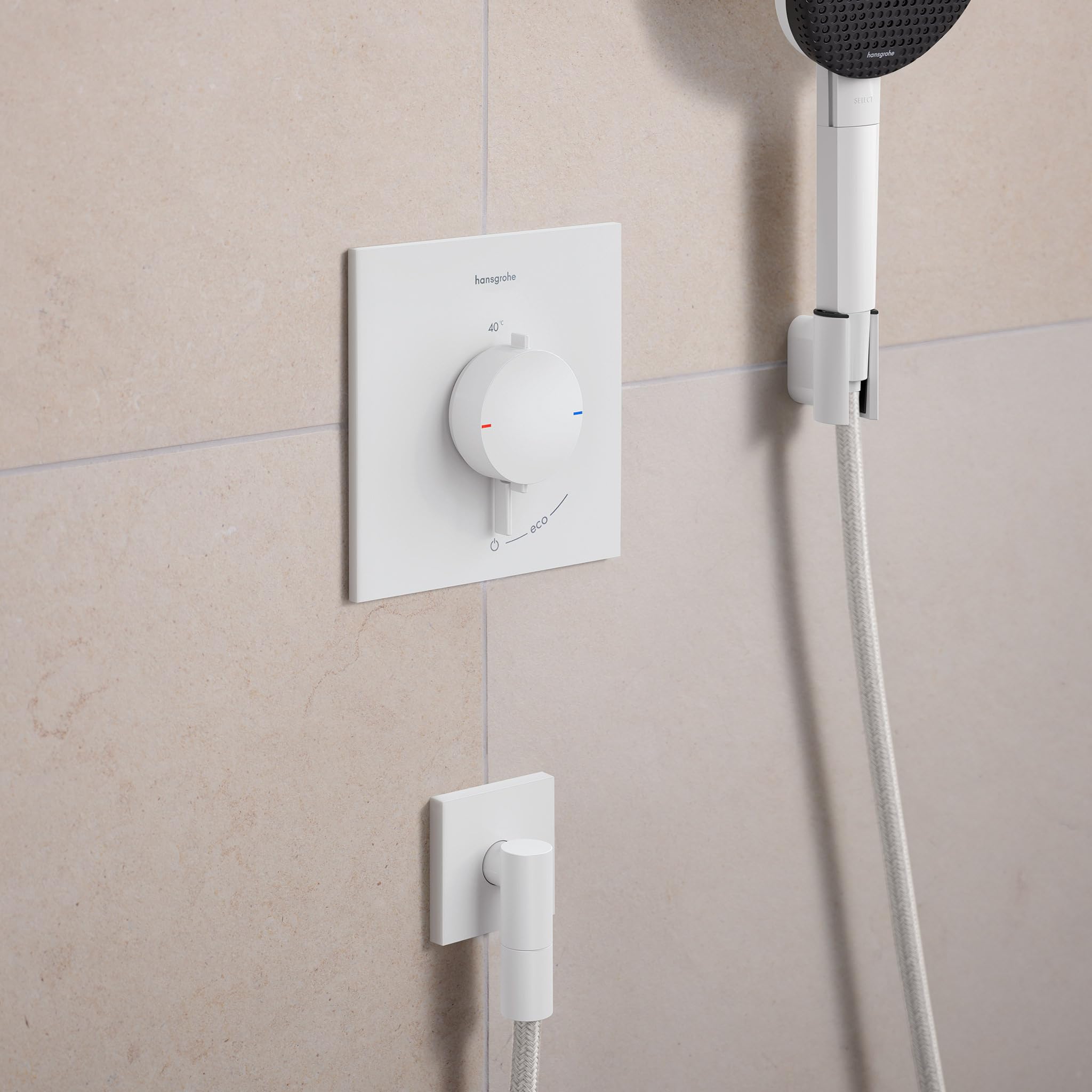 hansgrohe FixFit Fine E - przyłącze węża prysznicowego, uniwersalne przyłącze ścienne z zaworem zwrotnym, łuk przyłączeniowy do ściany, matowa biel, 28883700