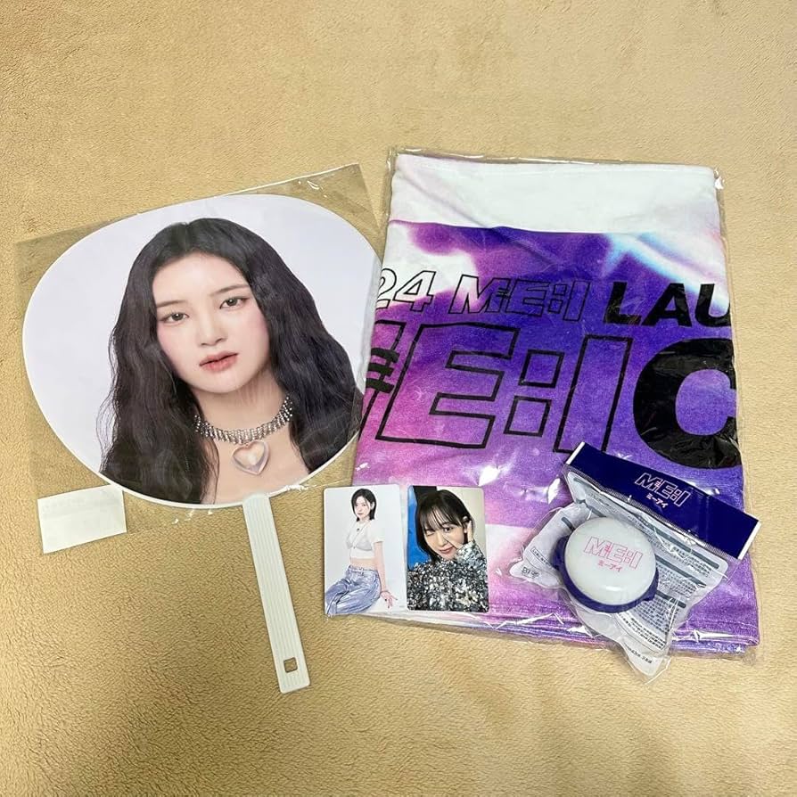 IZ*ONE まとめ売り アイズワン トレカ、うちわ、アルバム