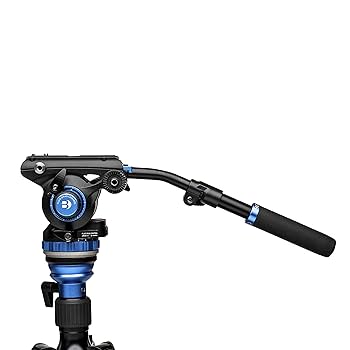 ビデオ雲台　BENRO  S6PRO Amazon.com: Benro S6 PRO Flat Base Fluid Video Head, 13.2 lb