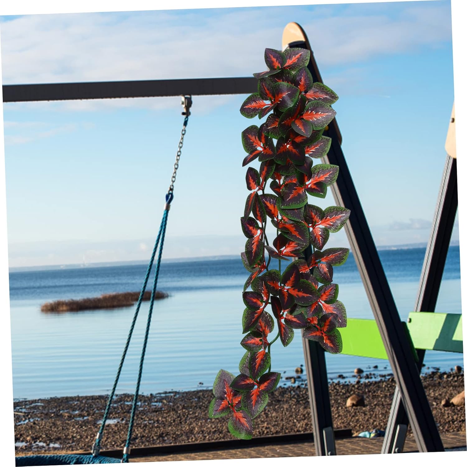 Kisangel 2sets Reptile Plants Artificial Hanging Vines for Terrarium Decor Climbing Habitat Decorations with Suction Cups Lifelike Greenery for Bearded Dragons Lizards Snakes Geckos 4pcs*2