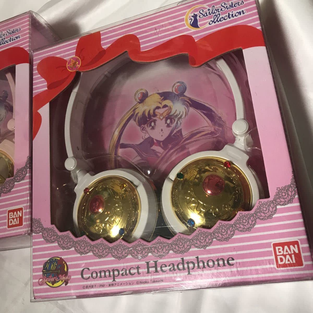 セーラームーン クリスタルスターコンパクト、変身ブローチ 2点Sailor