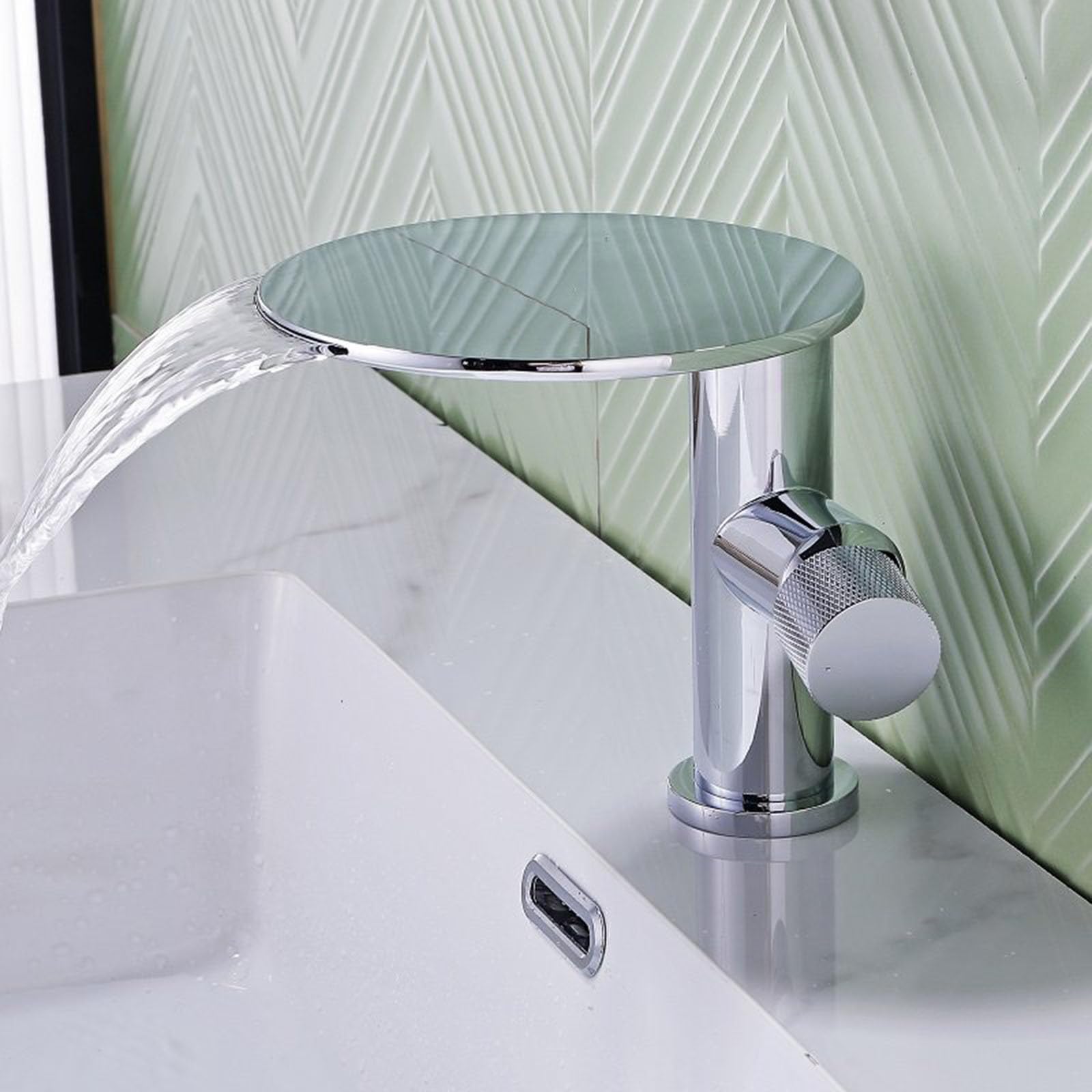 Robinet salle de bain cascade avec poignée de bouton mitigeur en cuivre chromé de vasque