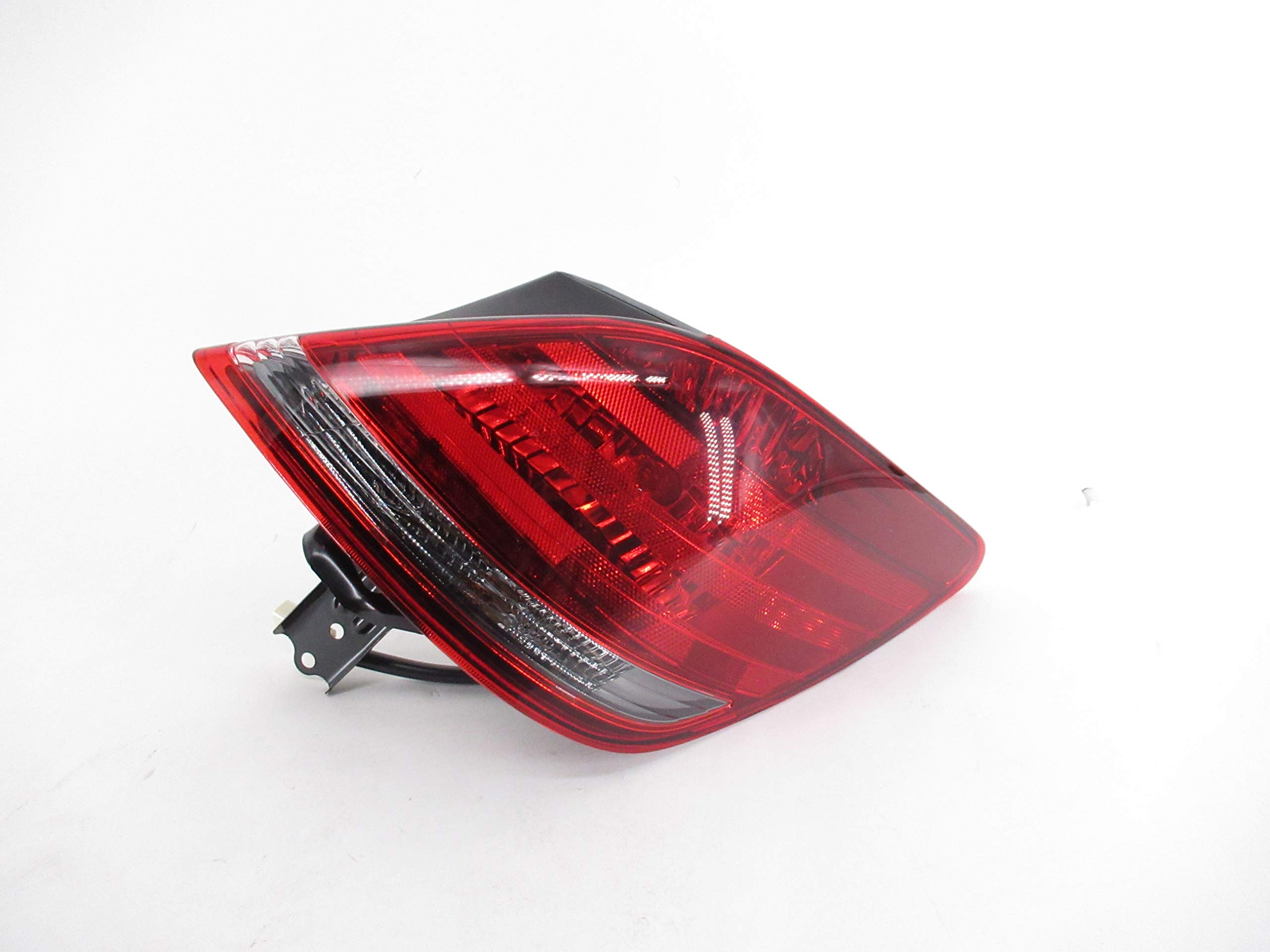 Sanon　0724 Amazon.com: Toyota Taillight Asm - 81550-07050 : Automotive