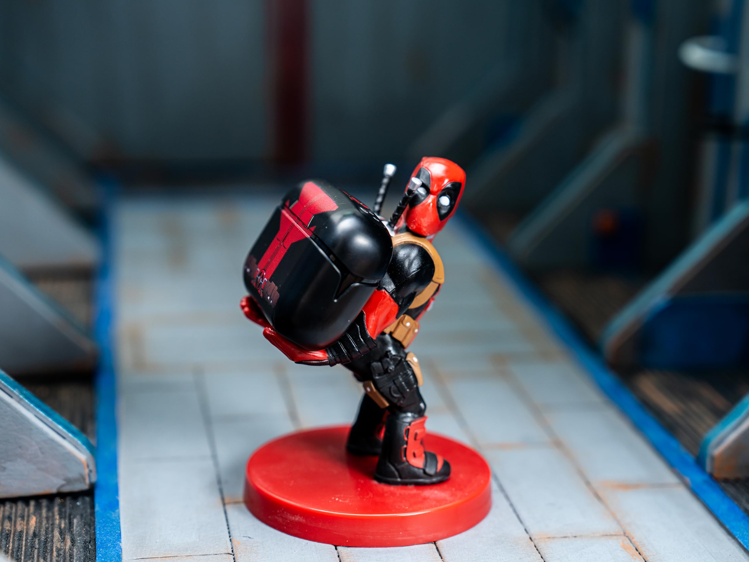 Buds Pro Marvel Deadpool Auriculares inalambricos Bluetooth y Soporte movil - Cascos inalambricos in ear con microfono, 28+ horas de reproducción, Auriculares cancelacion ruido con certificación IPX4