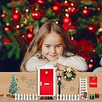 Vista 4 de JCOOS Mini puerta de elfo rojo de madera navideña para pared, kit de puerta de hadas en miniatura, accesorios de casa de muñecas de Navidad, juego