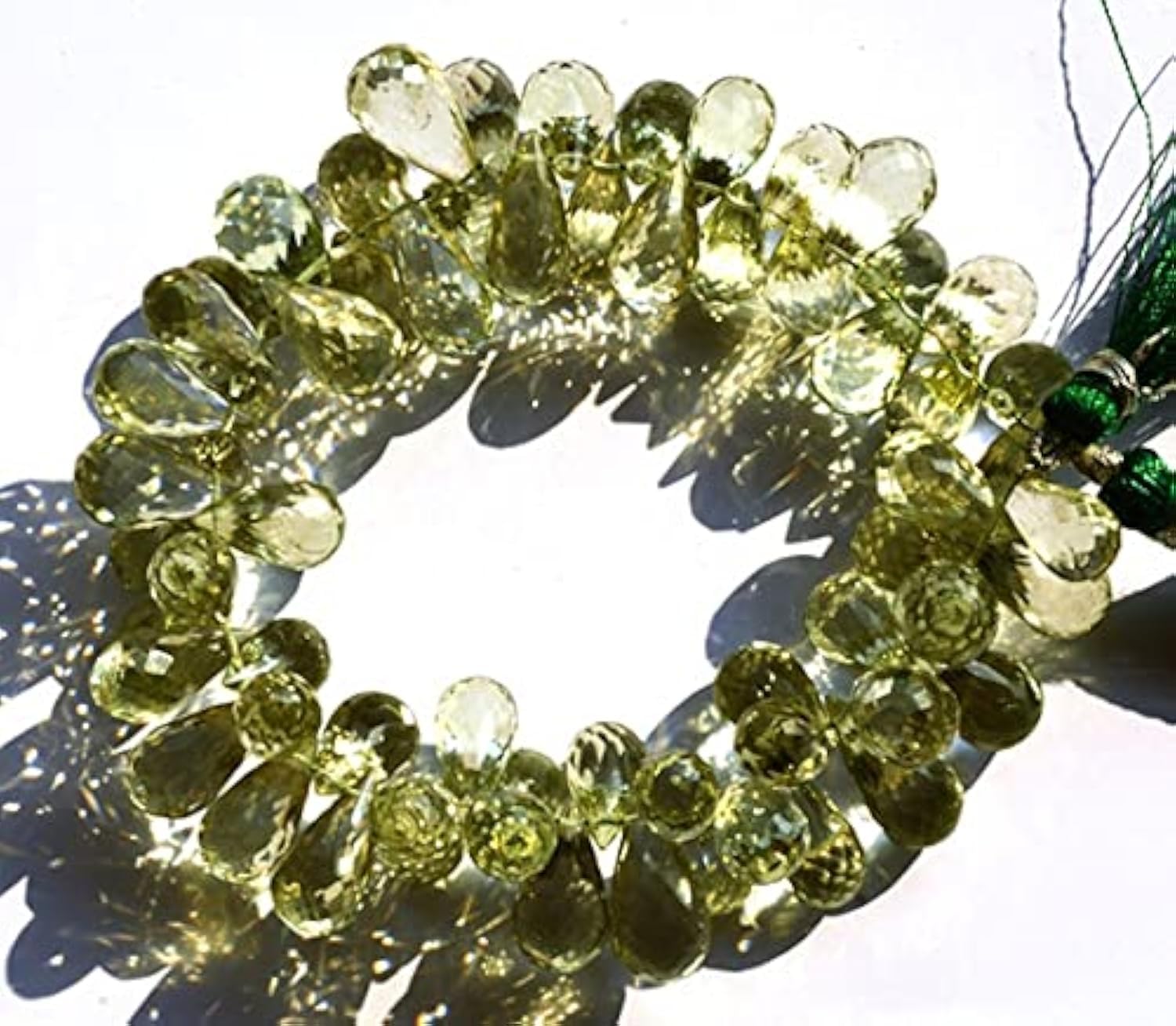 Prasiolite verte naturelle en briolettes pour remplacer vos pierres synthétiques