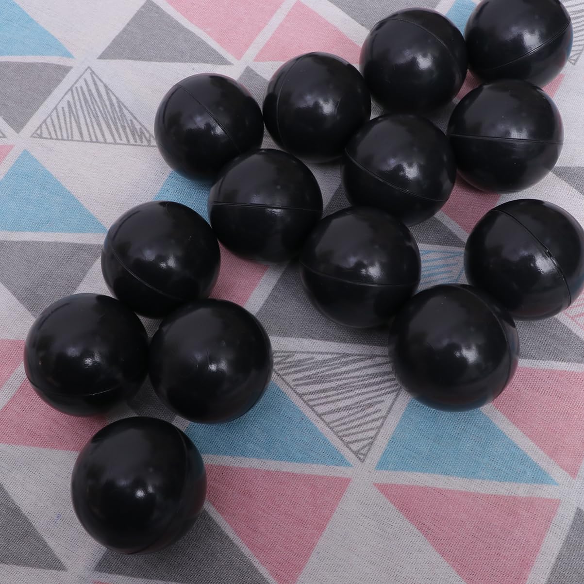 ifundom 50 Bolas de Plástico Negro de 6 Cm para Piscina de Bolas, Seguras para Niños y Bebés, Material PE Resistente Desarrollar la Coordinación Mano-Ojo