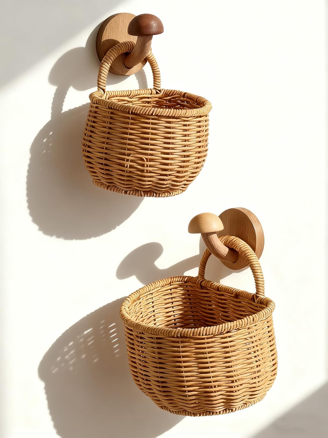 2 Pack Wall Hanging Rattan Baskets, Hand-Woven Storage Basket, Small Wall Hanging Baskets for Kitchen, Washable Decorative Basket, Potato Garlic Onion Storage Baskets