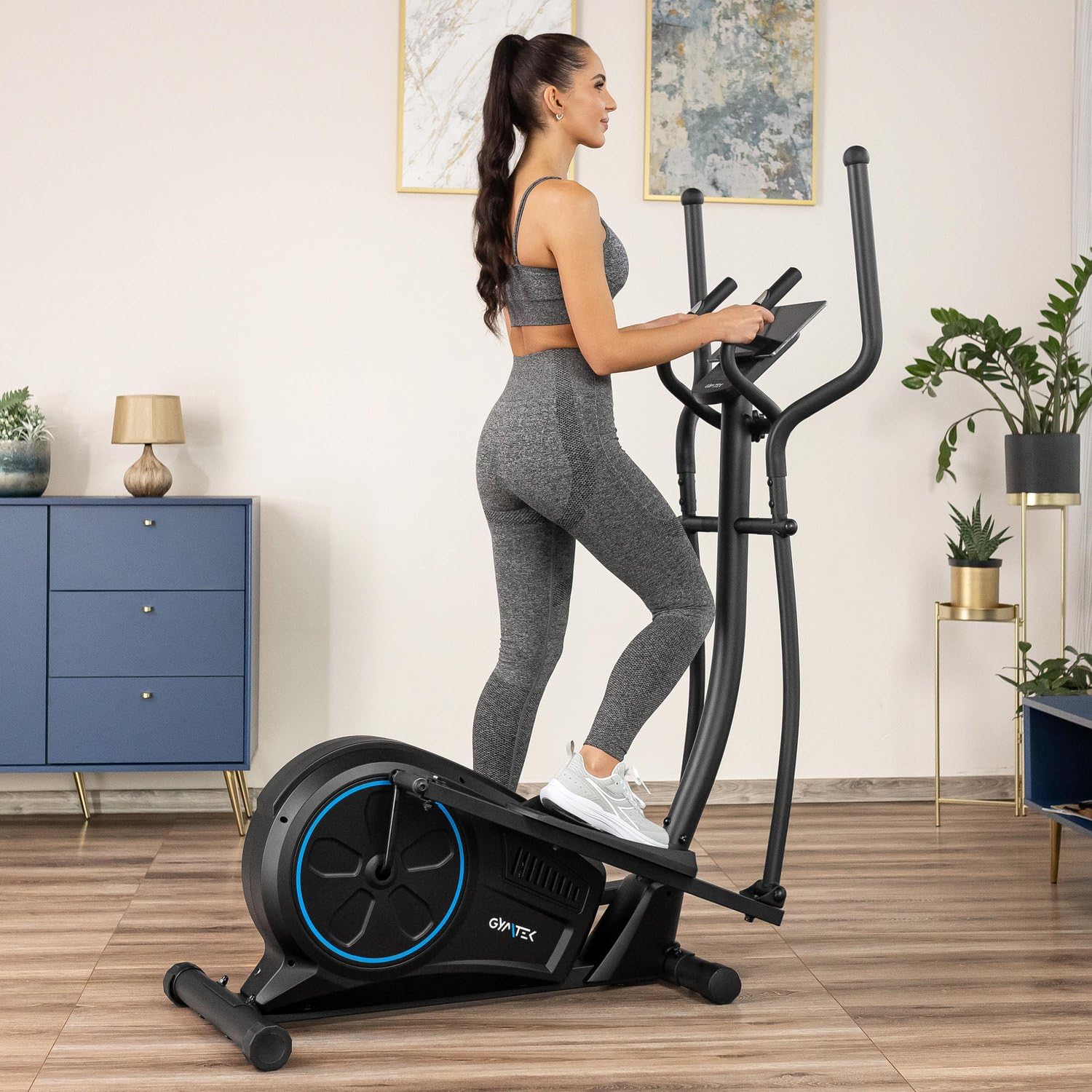 Gymtek XC2000 Crosstrainer, Elektromagnetischer Ellipsentrainer für Zuhause, 22 Programme, Bluetooth, Hometrainer Stepper, Maximales Benutzergewicht 150 kg