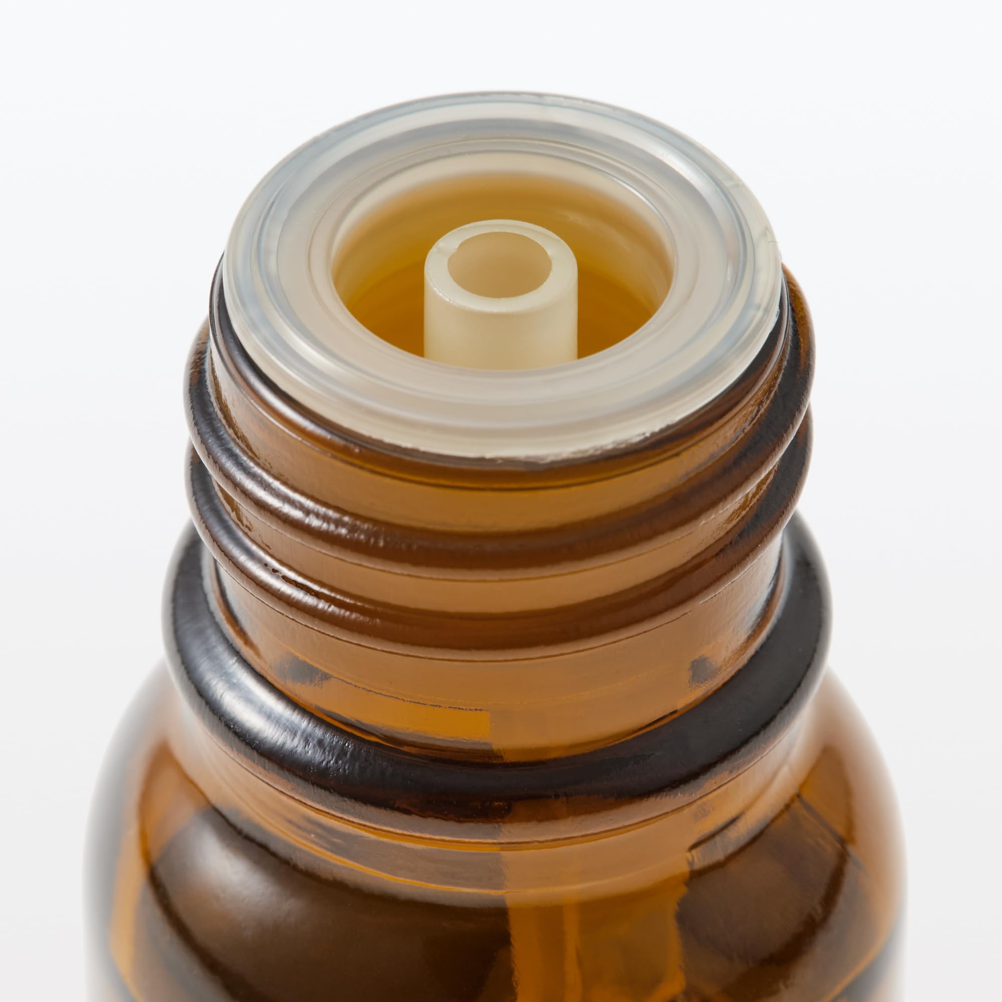 Amazon.co.jp: 無印良品 エッセンシャルオイル クロモジブレンド 10mL