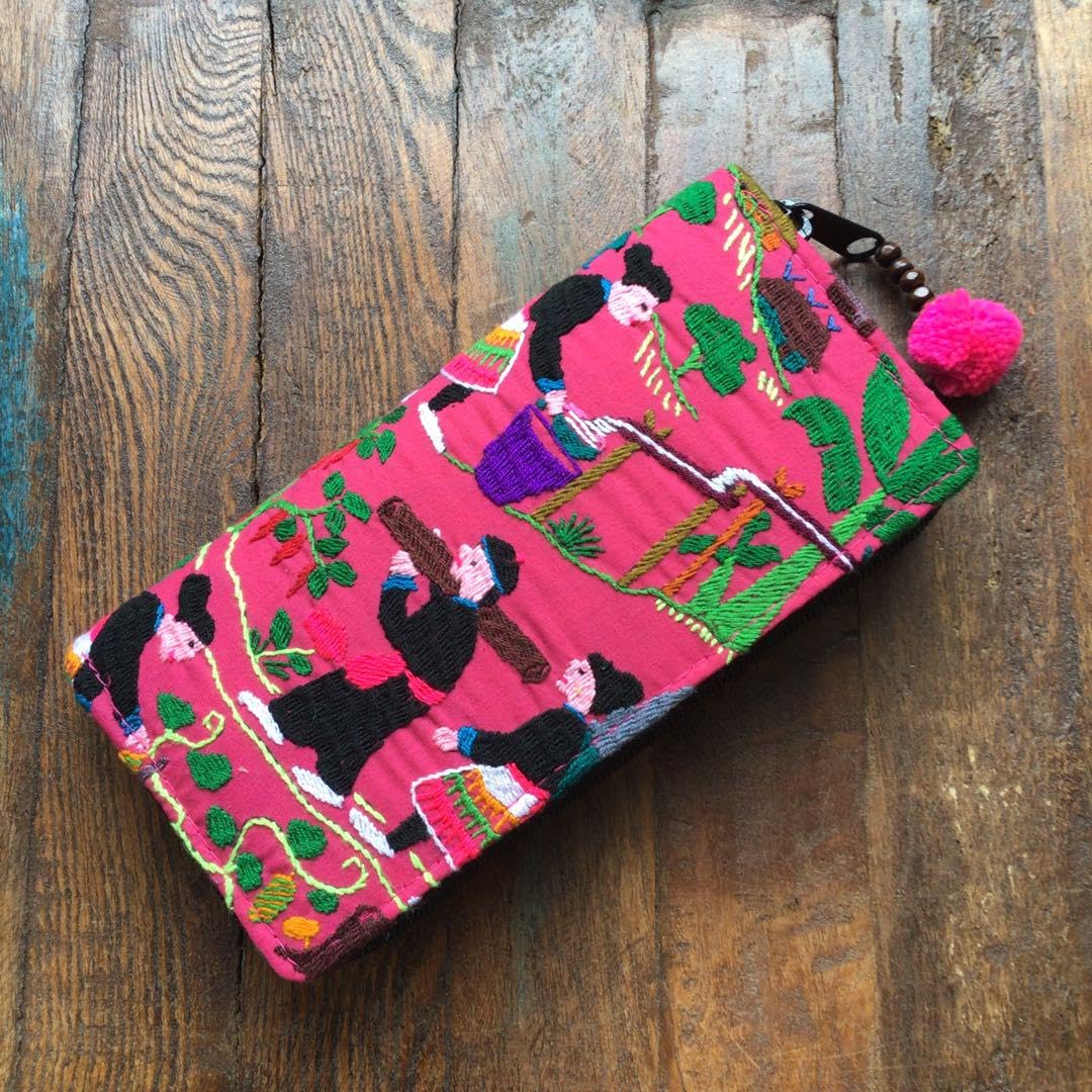 美品★100年前のラオスの古布　11　アンティーク刺繍布 美品☆100年前のラオスの古布 11 アンティーク刺繍布 美品