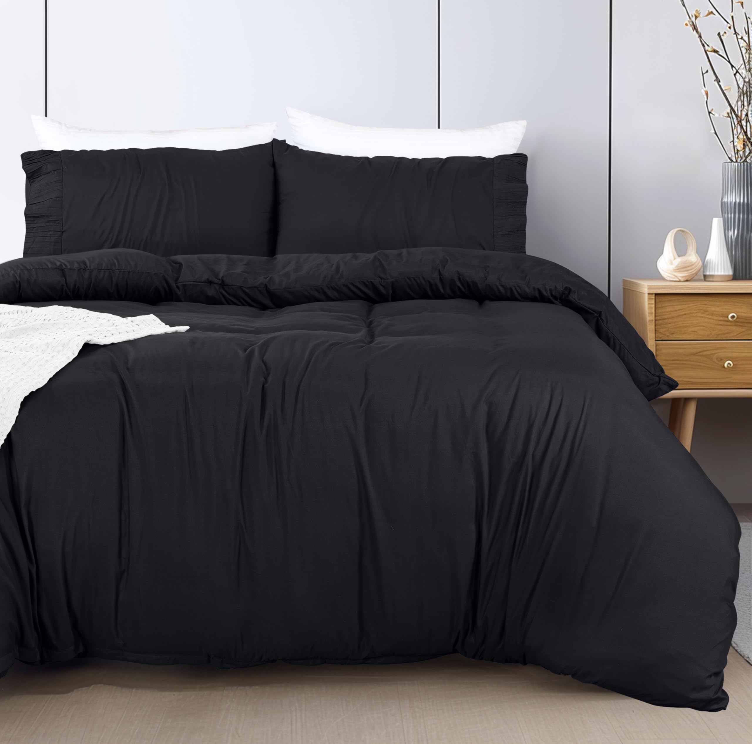 Utopia Bedding King Size Duvet Cover Set – Duvet Cover with Ruched Hem Pillow Cases – Soft Microfiber Polyester – Decorative King Size Duvet Set (Black)