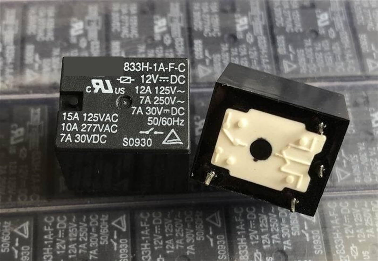 QEFHSVVZE 833H-1A-F-C 12VDC ; 833H-1A-C 12VDC ; 833H-1A-C 48VDC ; Relay 4pins 1Pcs(833H-1A-C 48VDC)